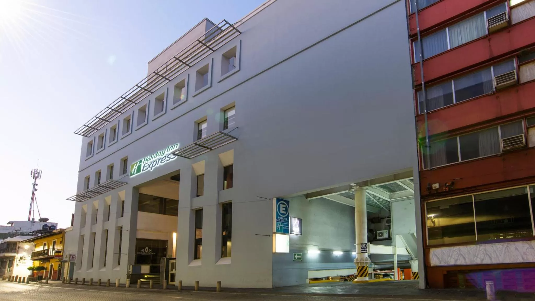 Property building in Holiday Inn Express Xalapa by IHG