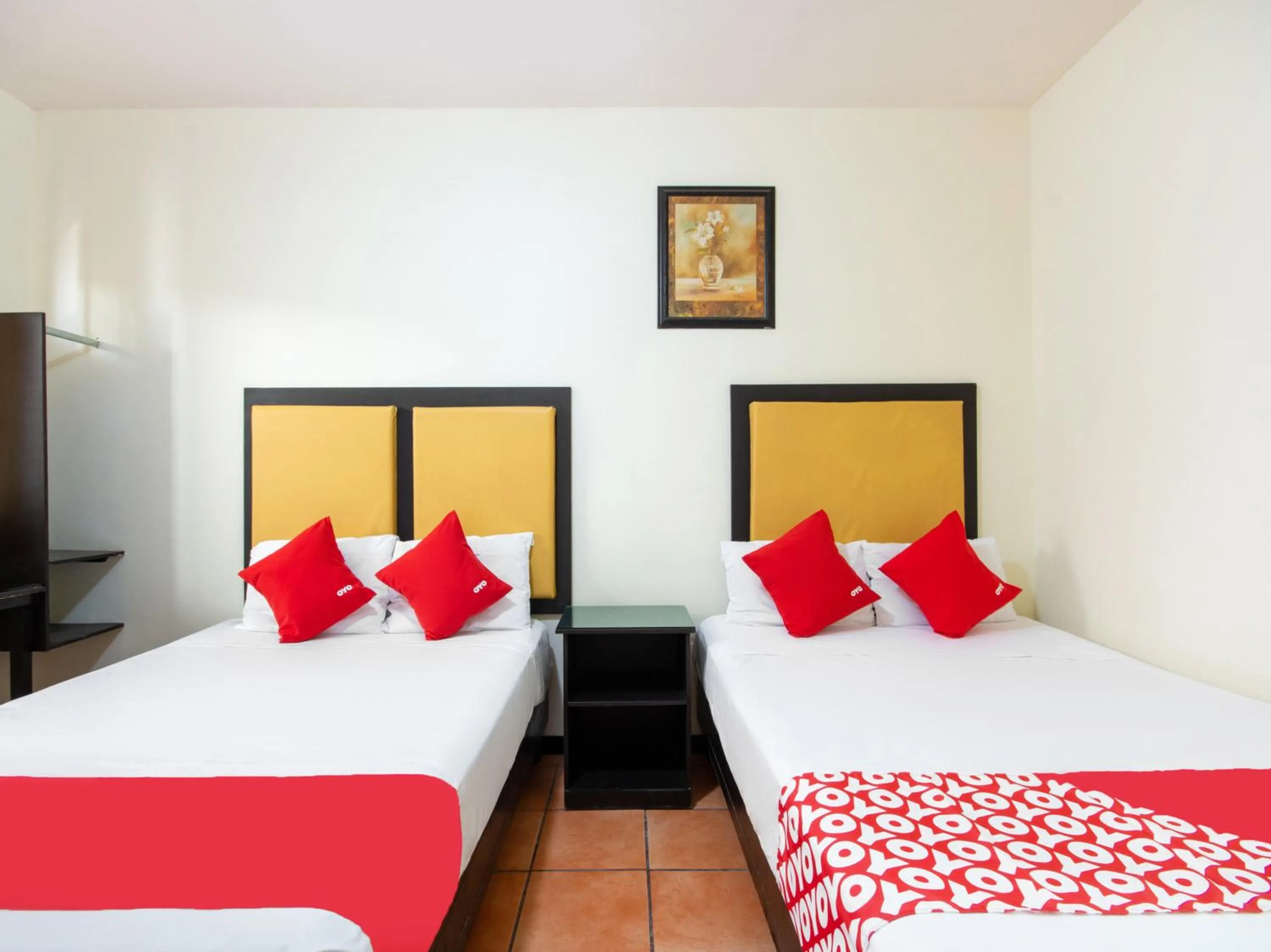 Bedroom, Bed in HOTELES CATEDRAL Torreón