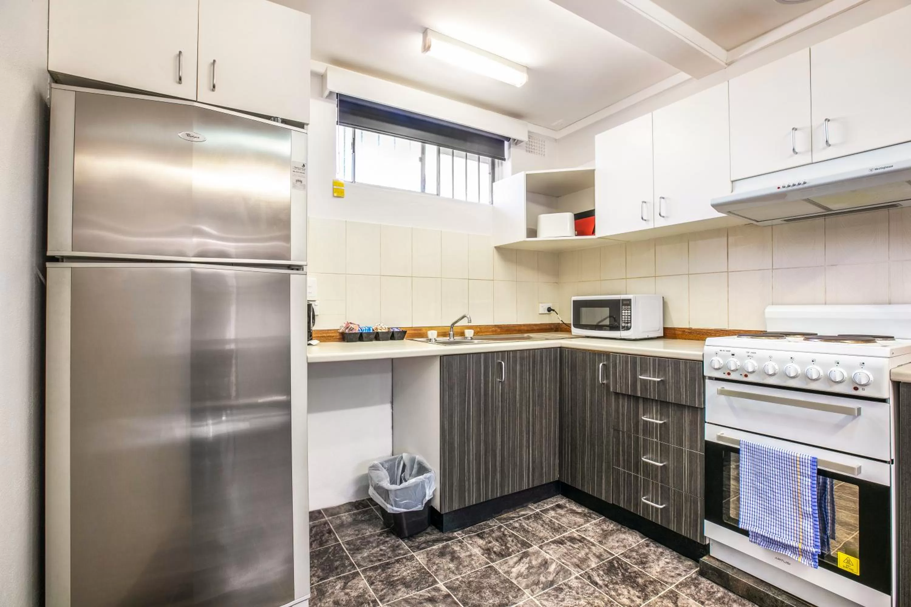 Kitchen or kitchenette in Nightcap at Jamison Hotel