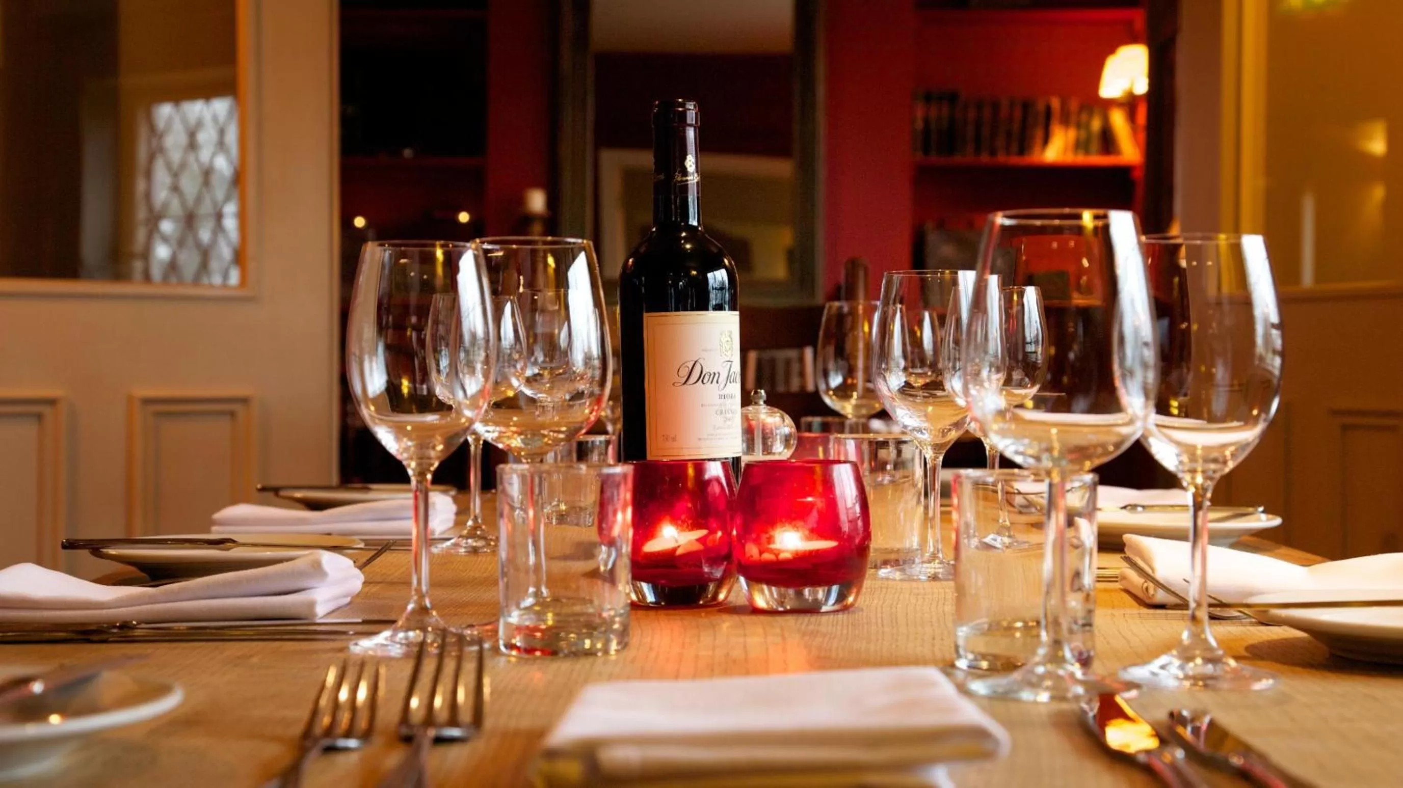 Alcoholic drinks in Mercure Thame Lambert Hotel