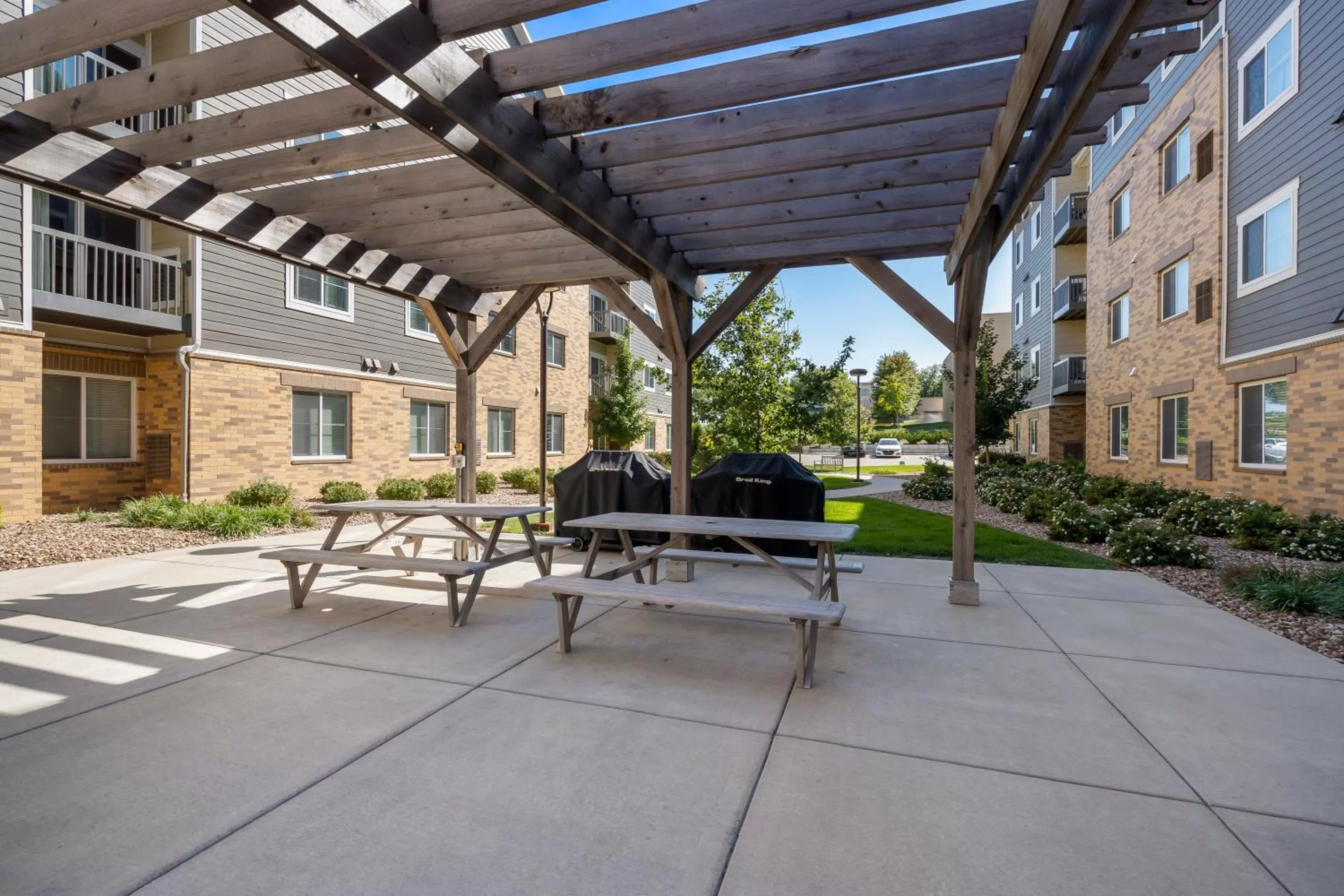 Patio in WaterWalk Extended Stay by Wyndham Kansas City - Overland Pk