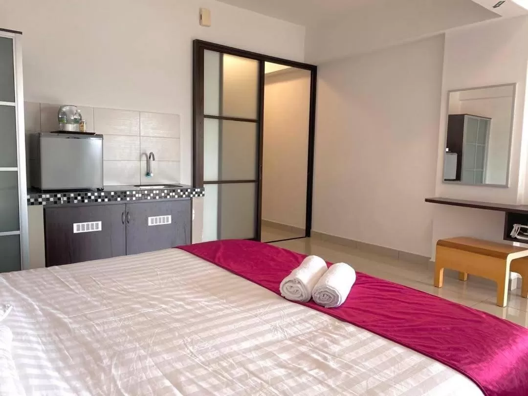 Marina Heights Hotel Residences