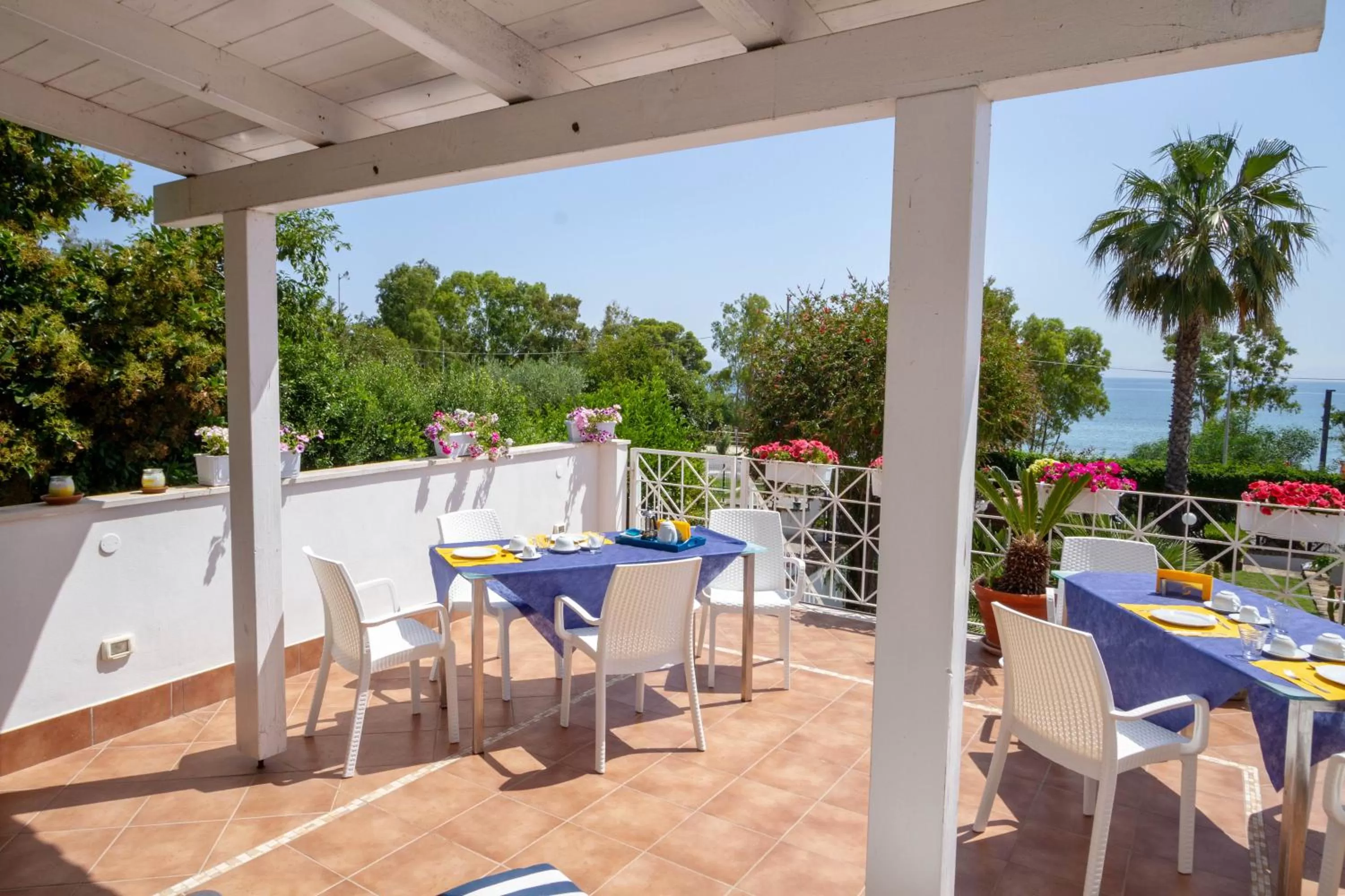 Patio in B&B L'ORIZZONTE