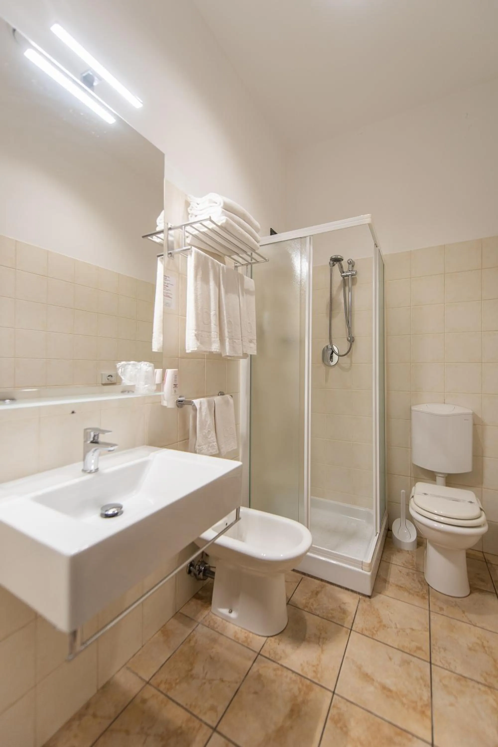 Bathroom in Best Quality Hotel Dock Milano