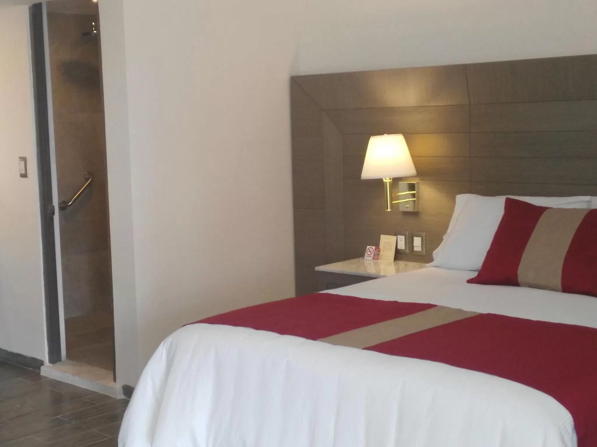 Bed in Hotel Mansur Business & Leisure