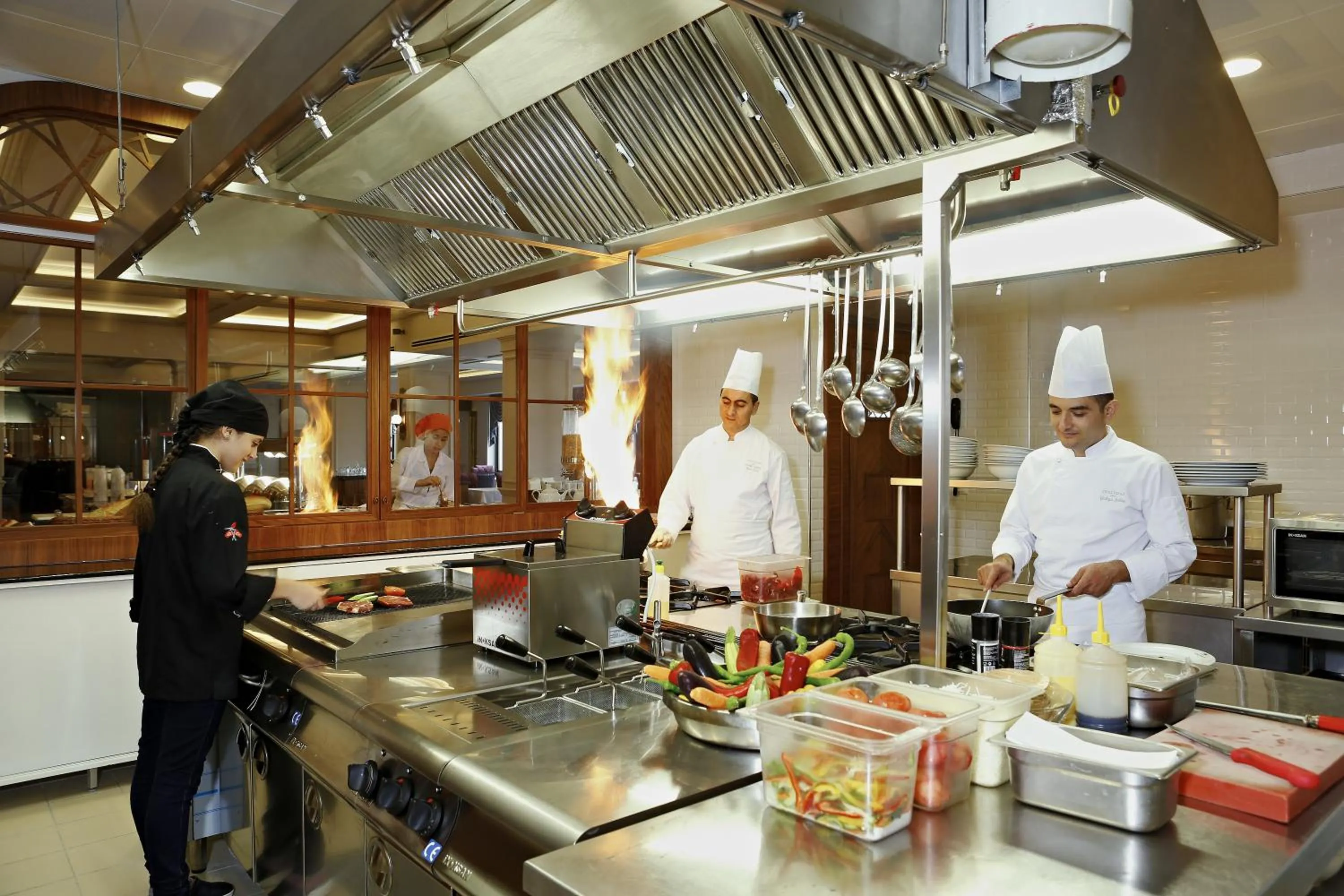 Restaurant/places to eat in Gonluferah Thermal Hotel