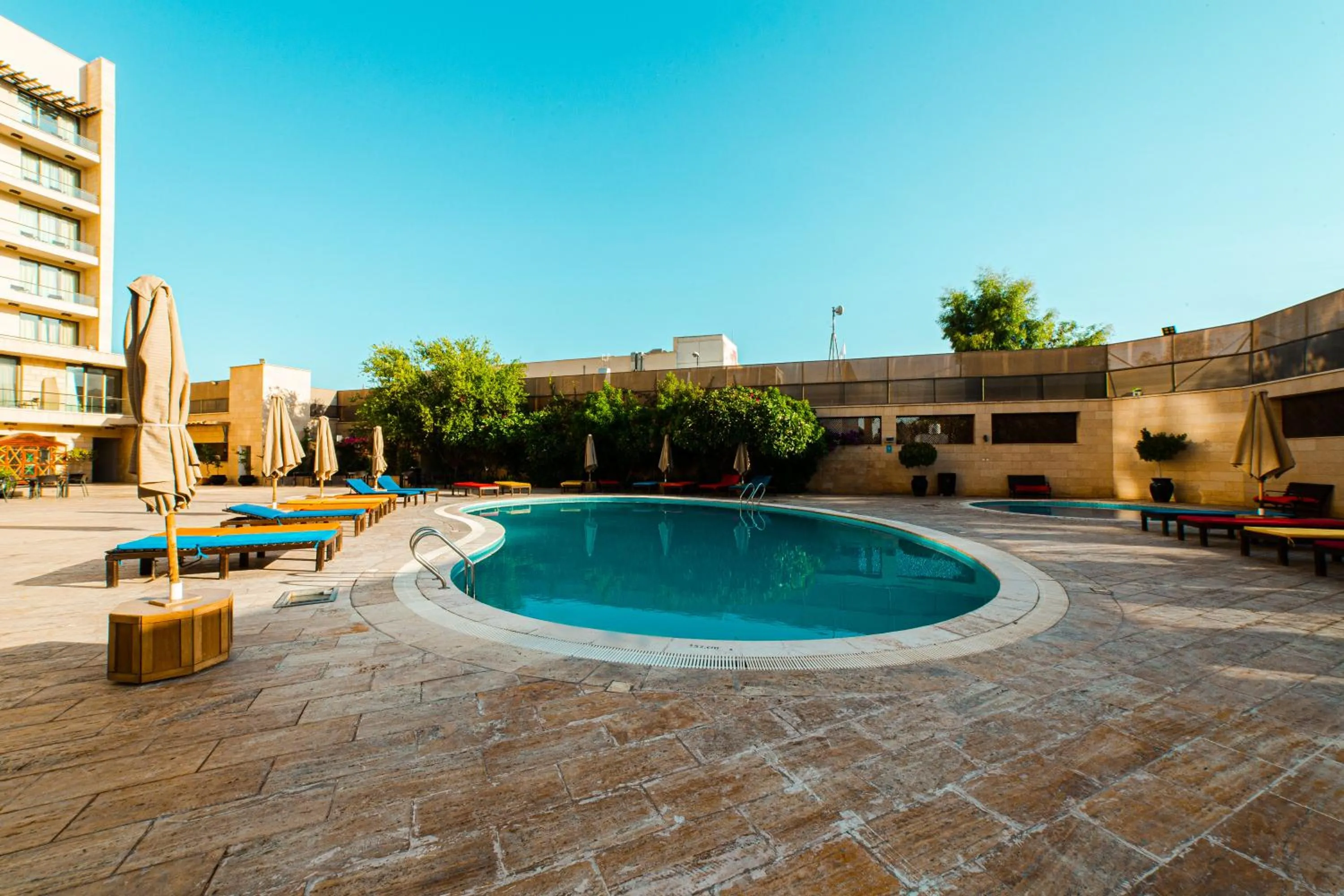 Swimming pool in Oryx Hotel Aqaba