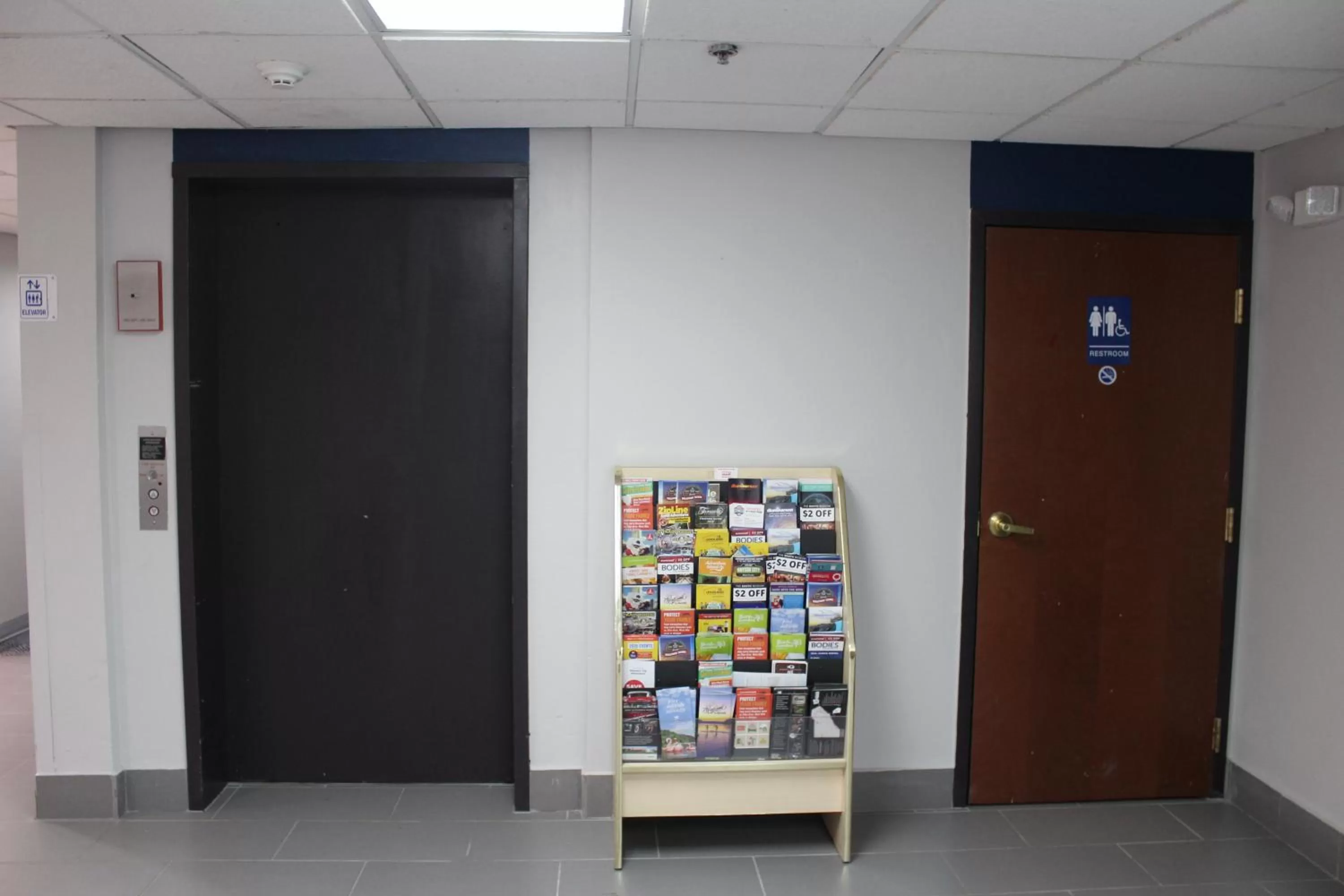 elevator in Microtel Inn & Suites by Wyndham Stockbridge/Atlanta I-75