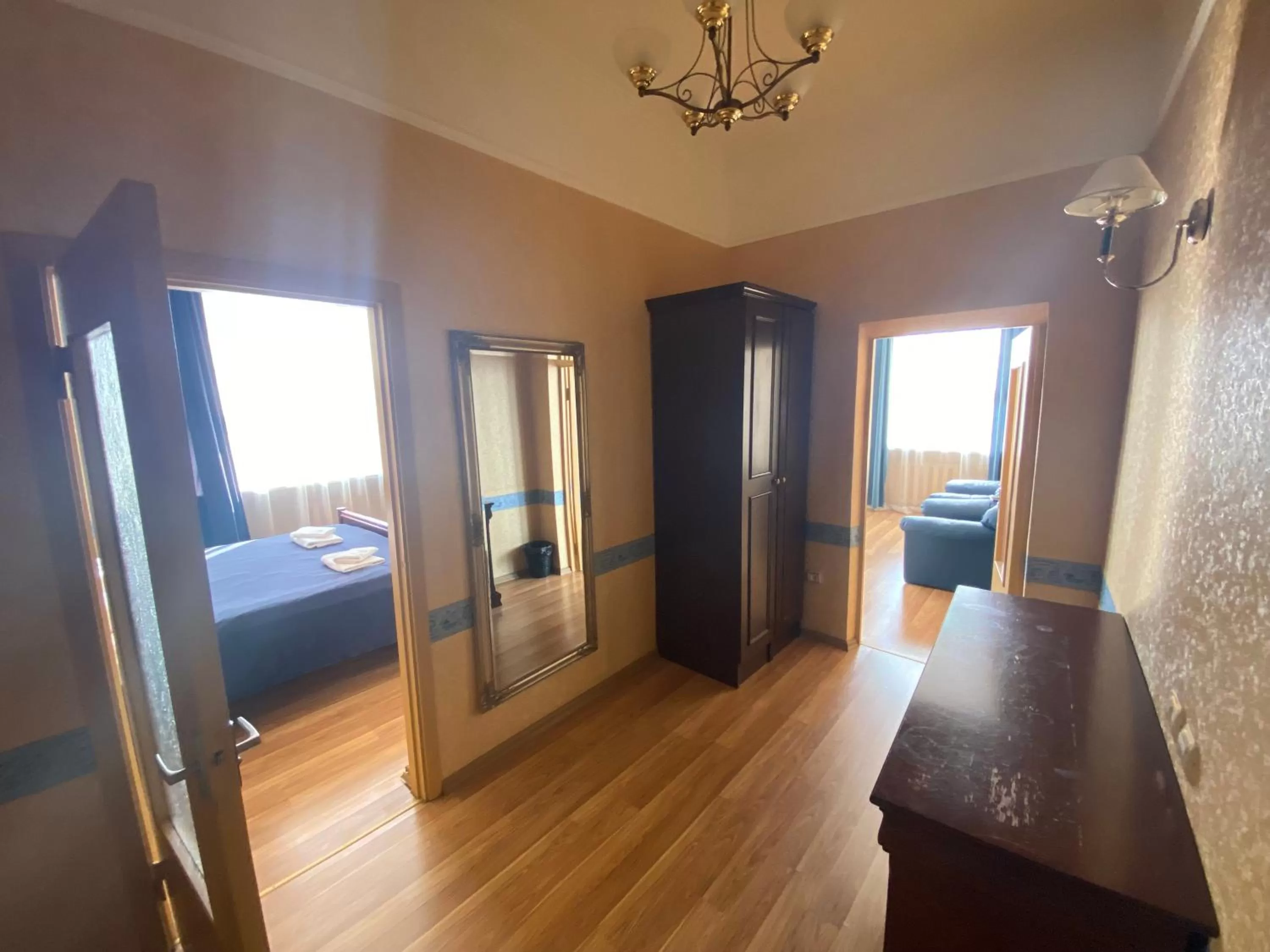 Photo of the whole room, Bed in Viktorija