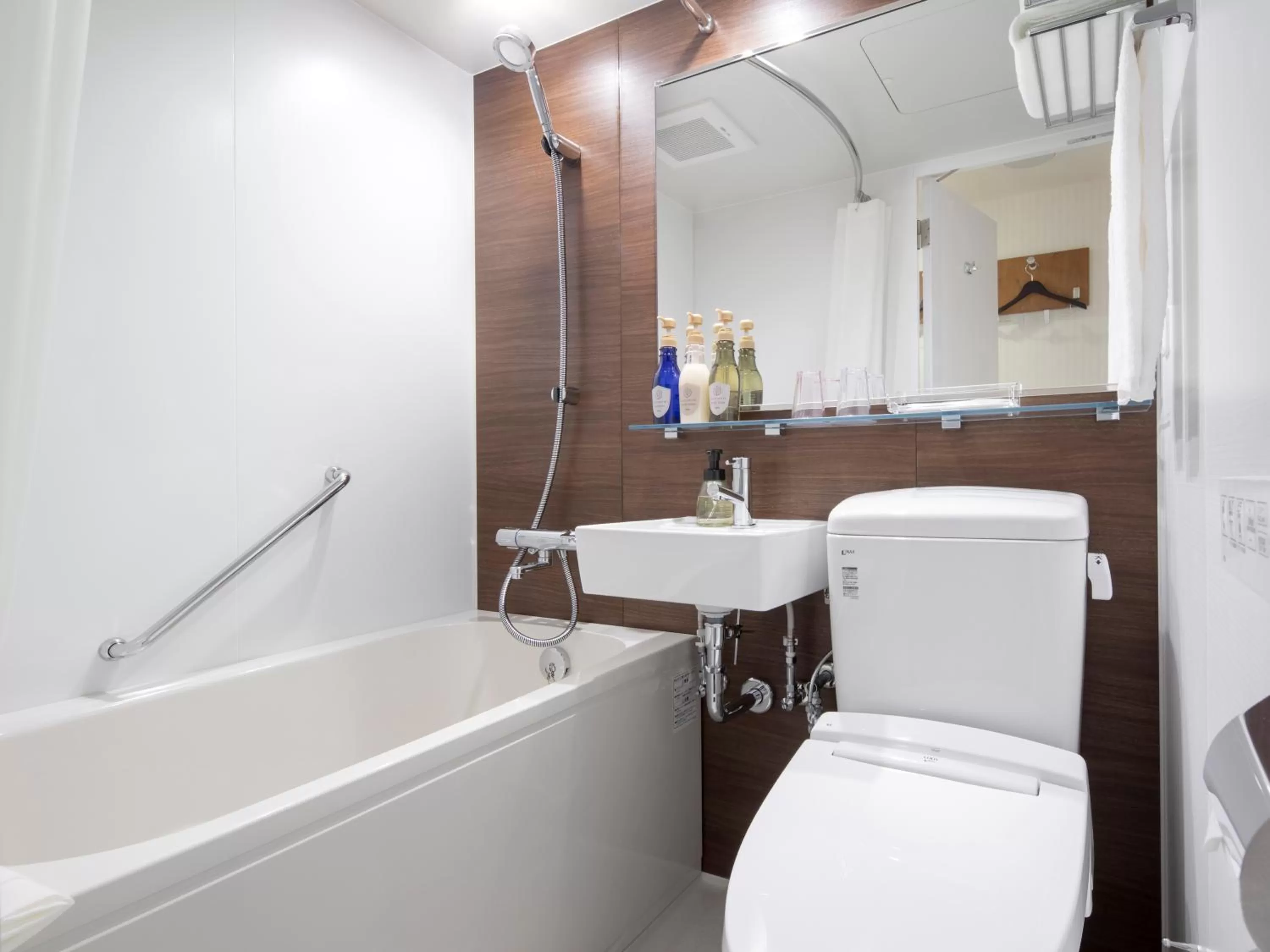 Bathroom in HOTEL MYSTAYS Midosuji Honmachi