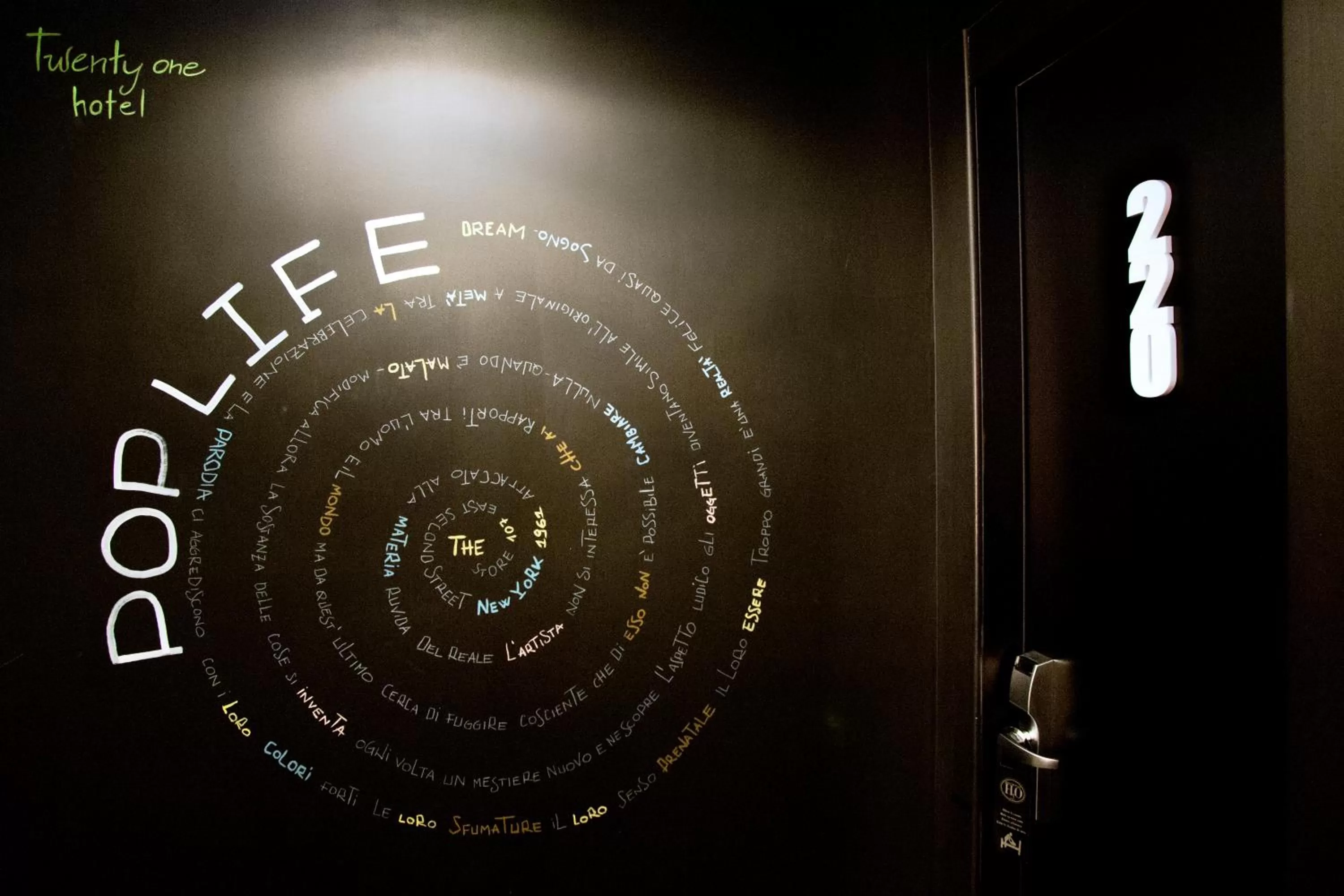 Decorative detail in Twentyone Hotel