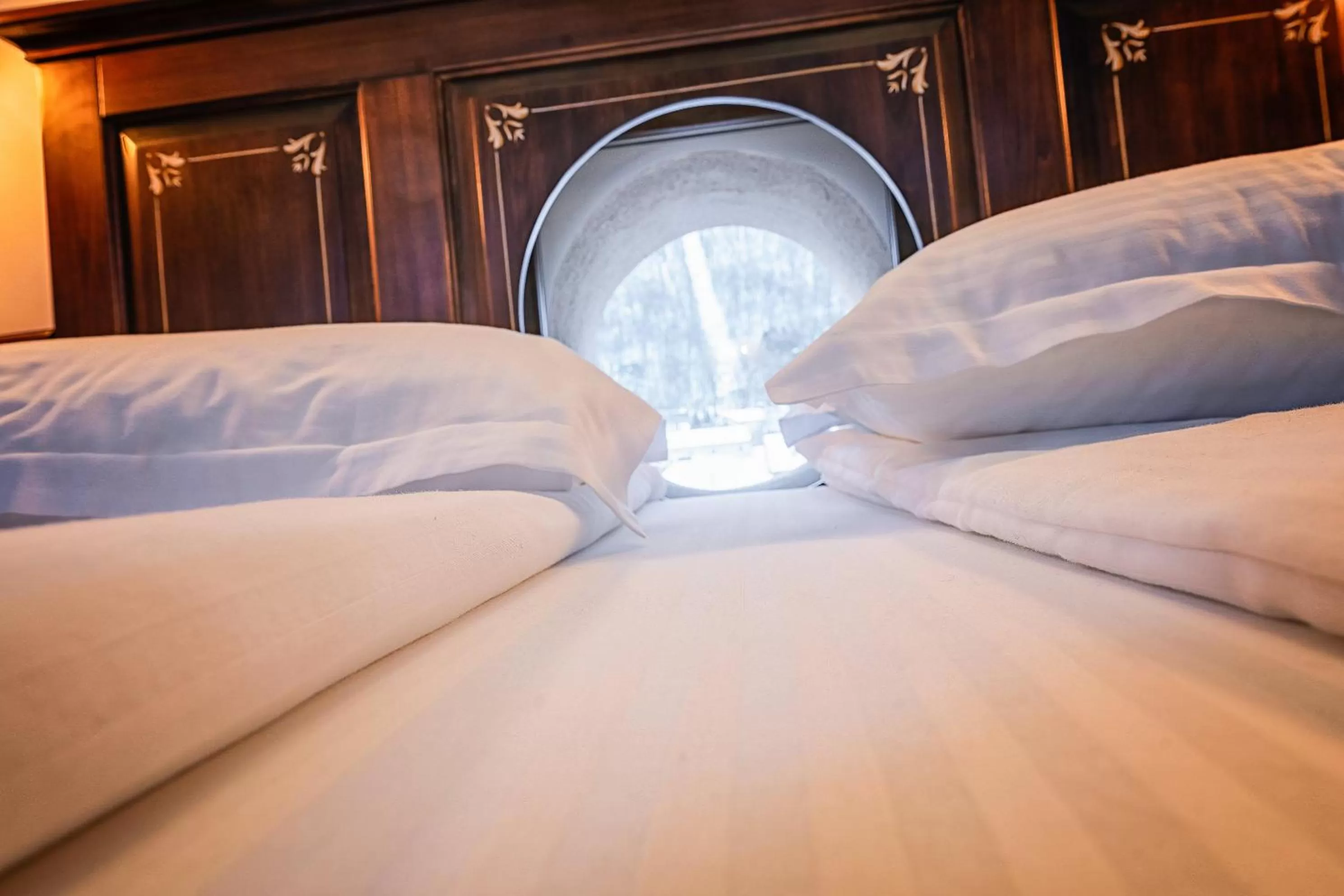 Bed in HOTEL BOUTIQUE CASA CHITIC -HOTEL AND RESTAURANT Str Johann Gott nr7