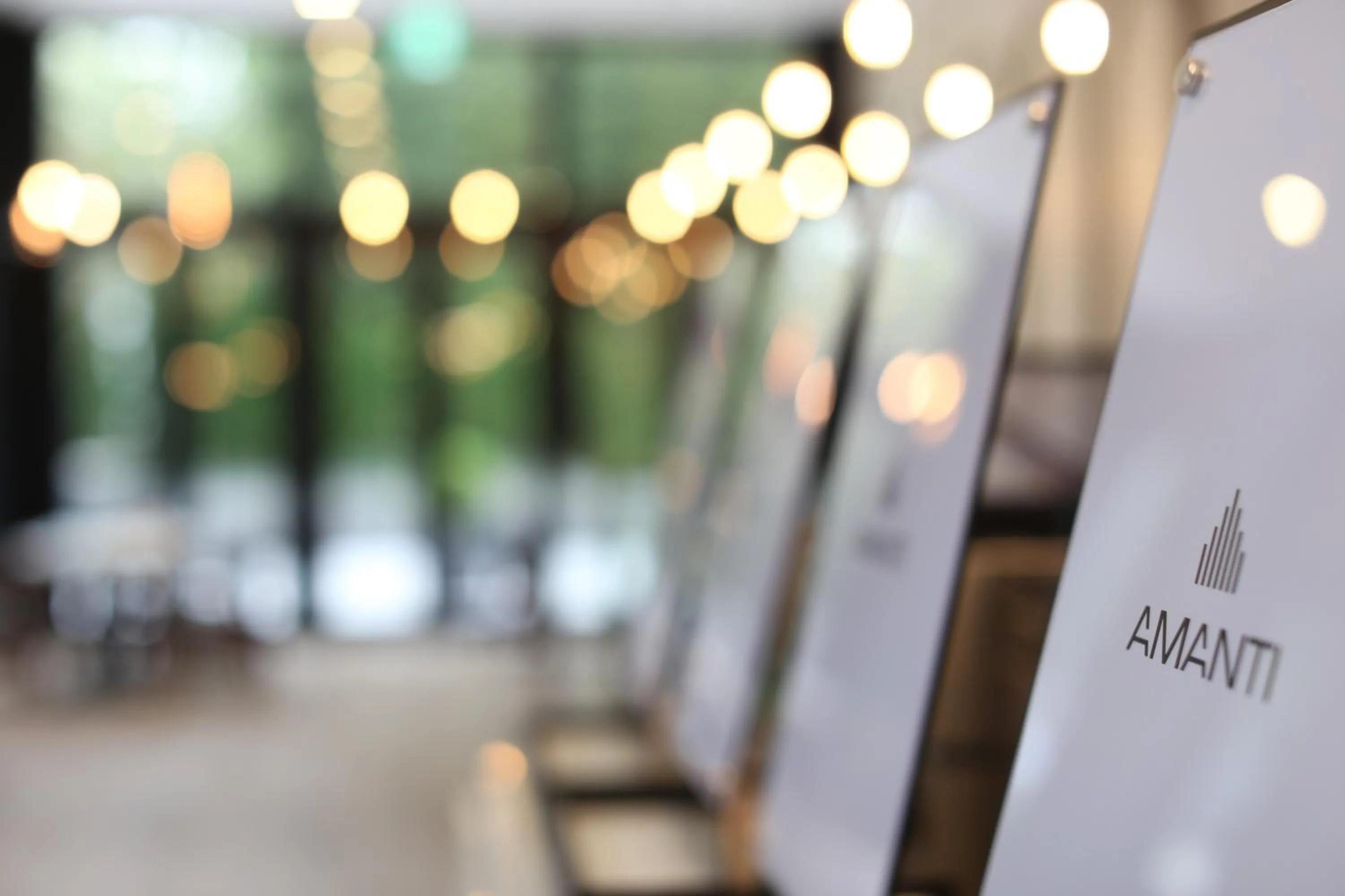 Logo/Certificate/Sign in Amanti Hotel Seoul Hongdae