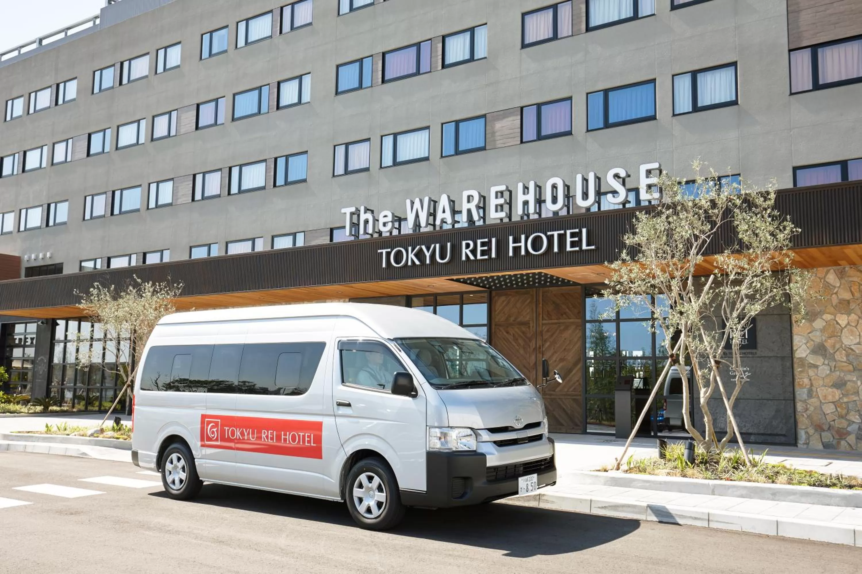 Facade/entrance in Kawasaki King Skyfront Tokyu REI Hotel