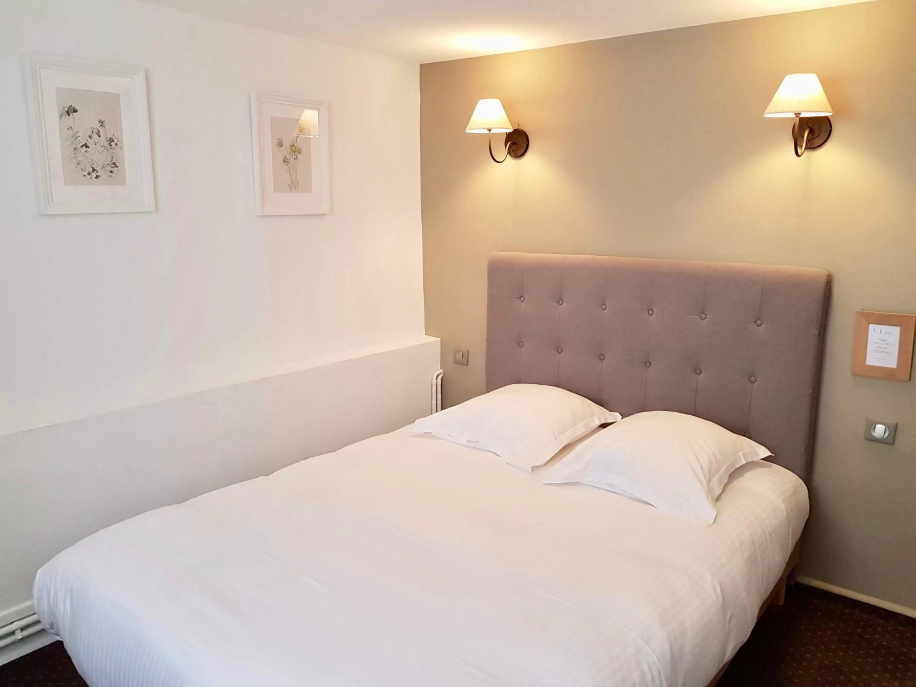 Bedroom, Bed in Les Cabines