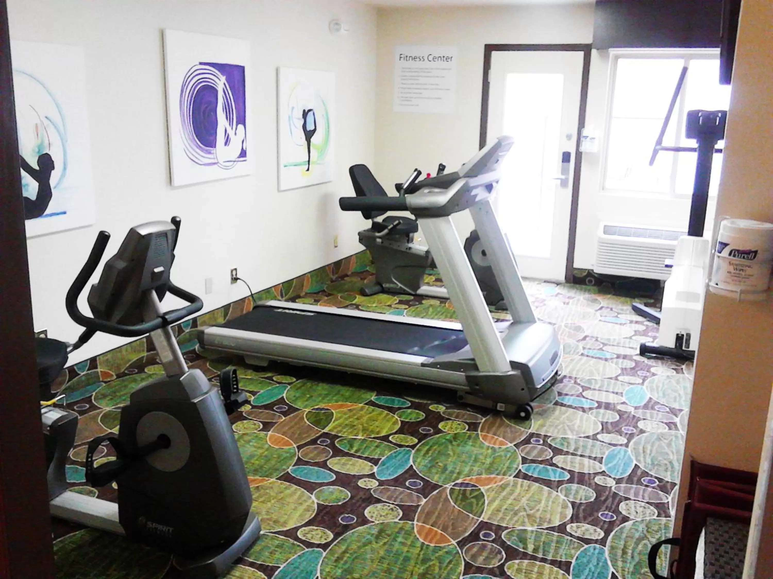 Spa and wellness centre/facilities in Holiday Inn Express Hotel & Suites Branson 76 Central by IHG