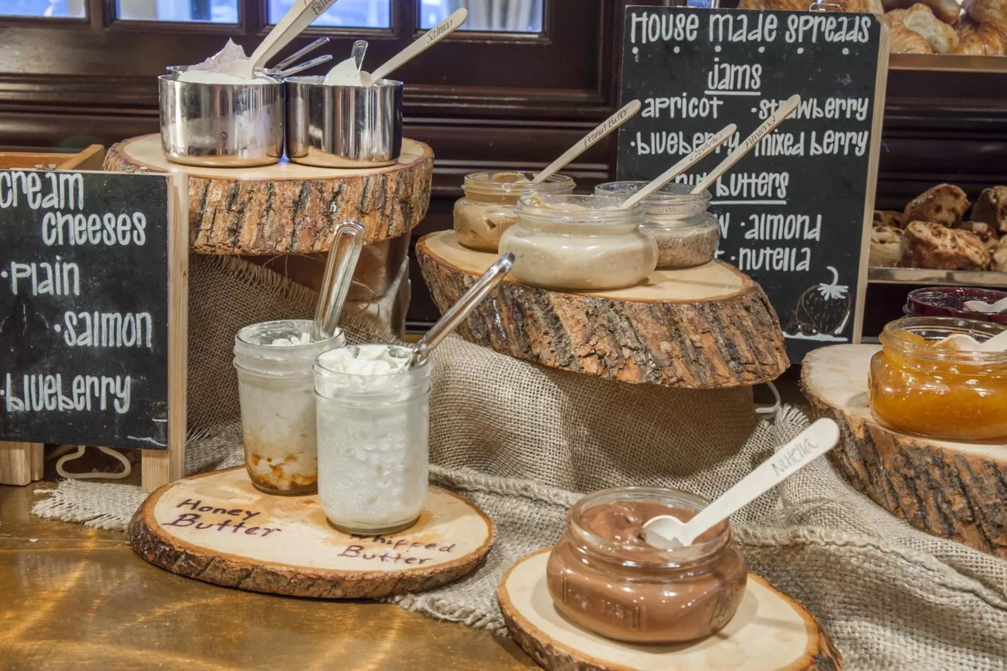 Breakfast in Omni New Haven Hotel at Yale