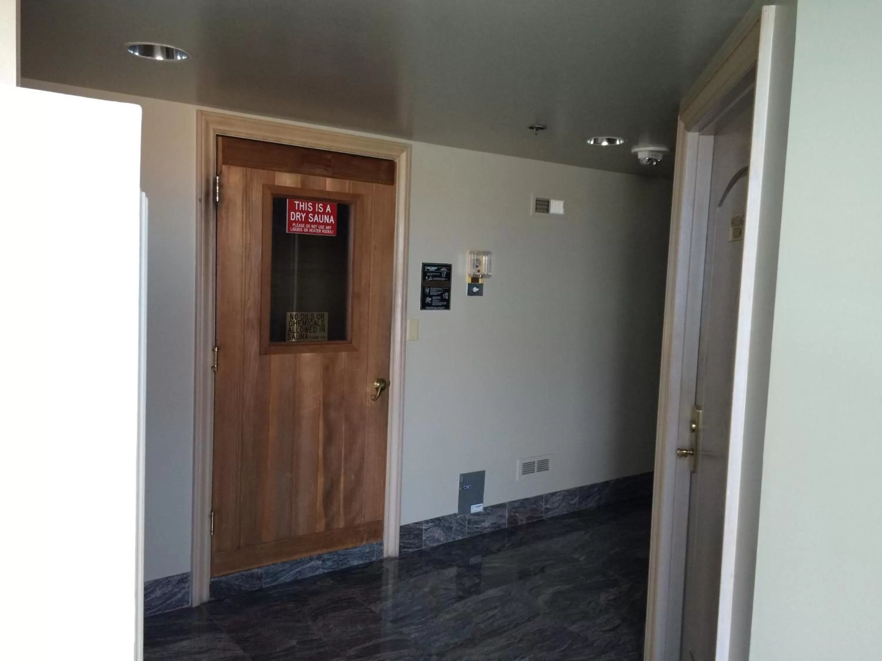 Sauna in Laughlin River Lodge