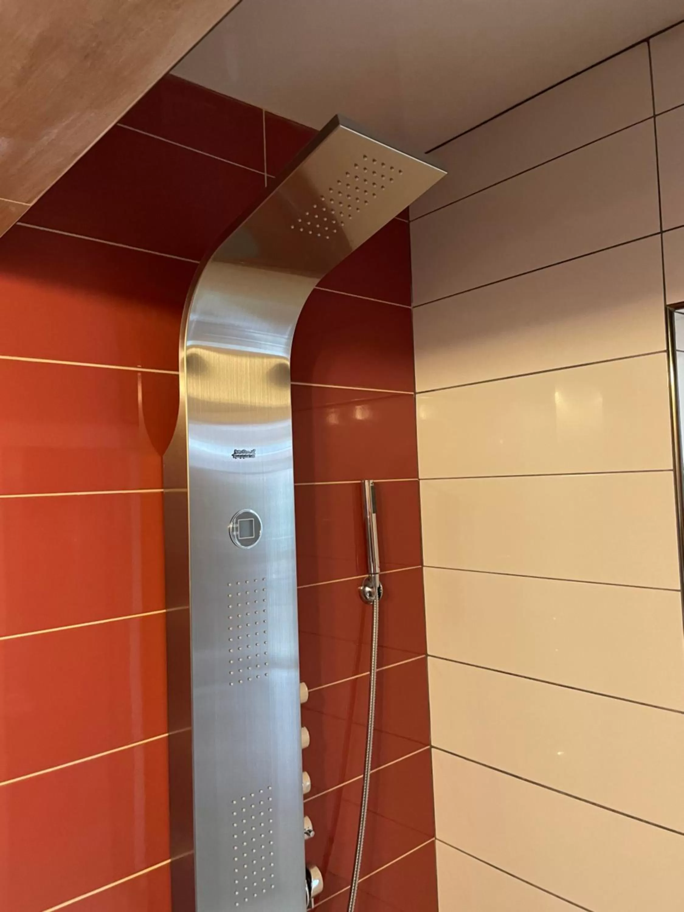 Bathroom in Family Hotel Malibu