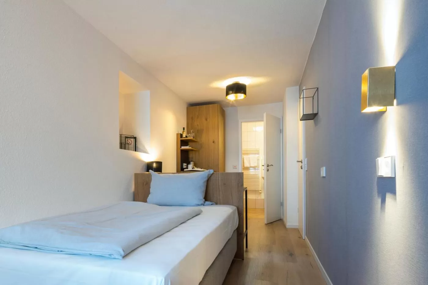 Photo of the whole room, Bed in Genusshotel Krone & Roadtrips bei Basel