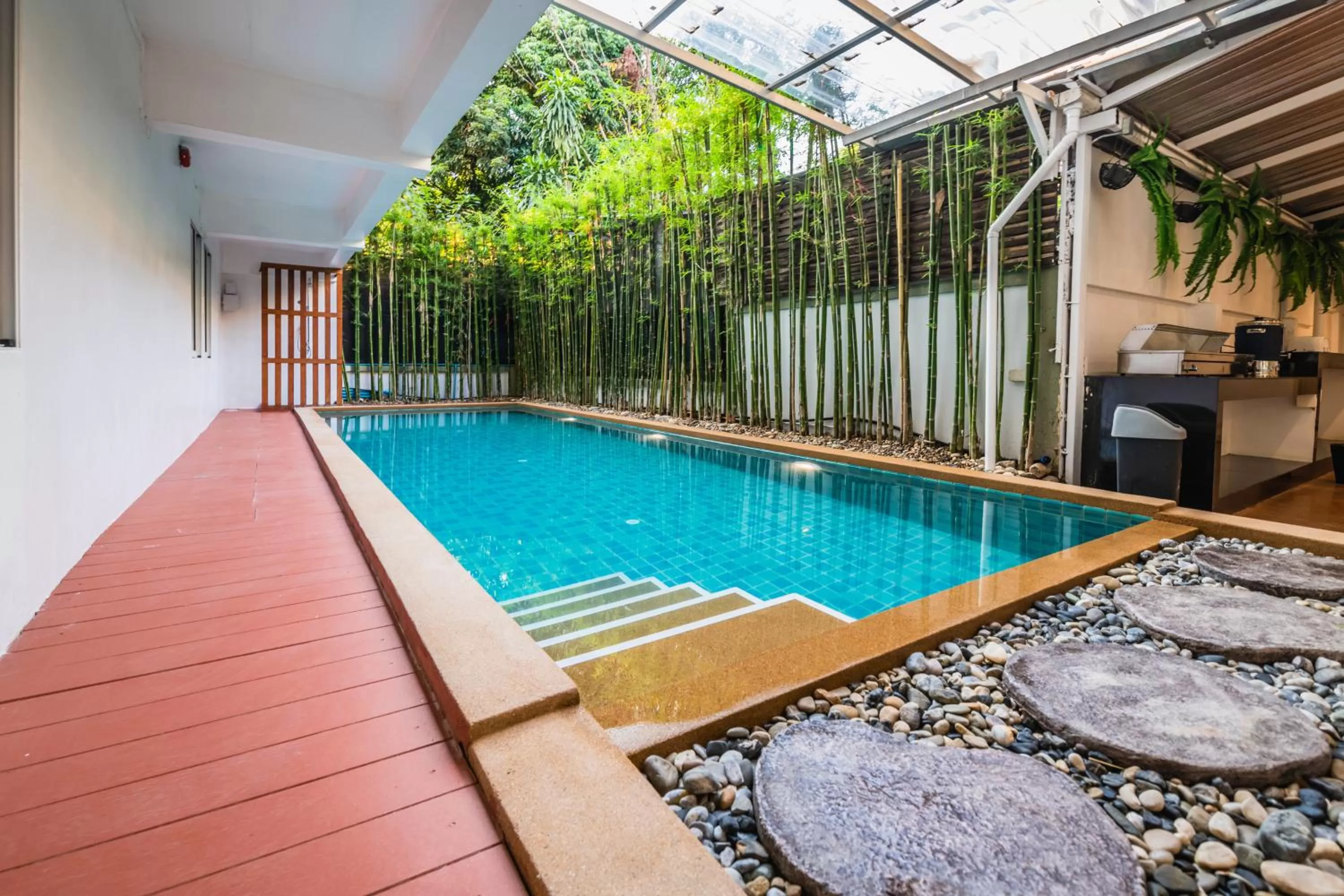 Your Space Hotel Prasingh