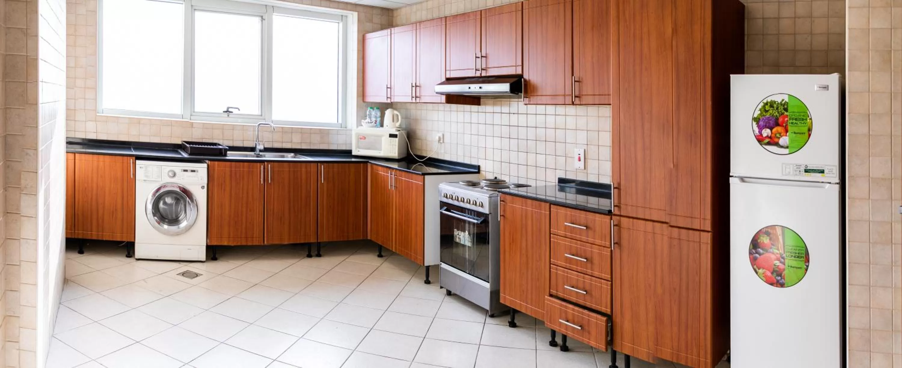 kitchen in Wescott Plaza Hotel Apartments LLC Formerly West Zone Plaza Hotel Apts