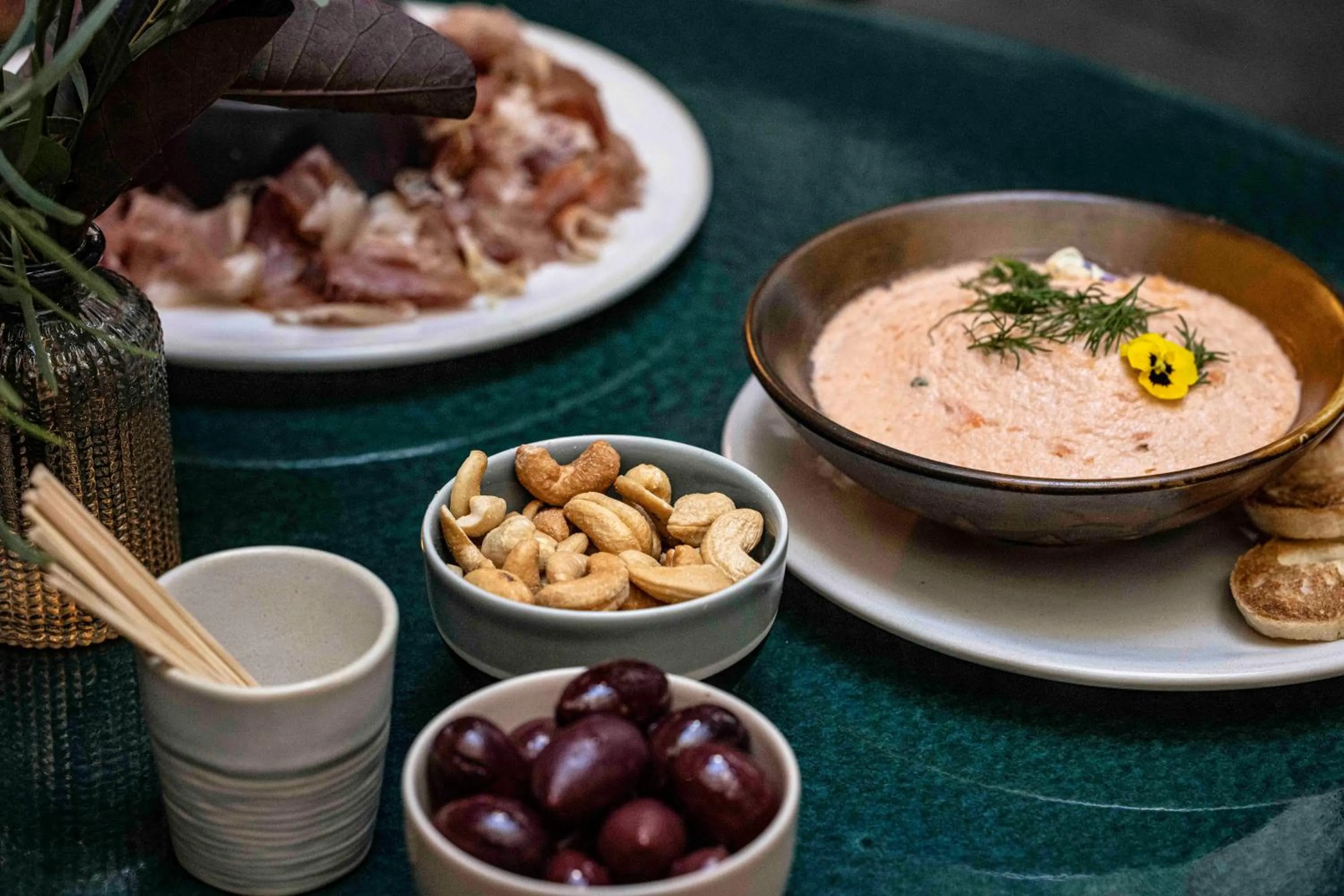 Restaurant/places to eat in Le Roch Hotel & Spa