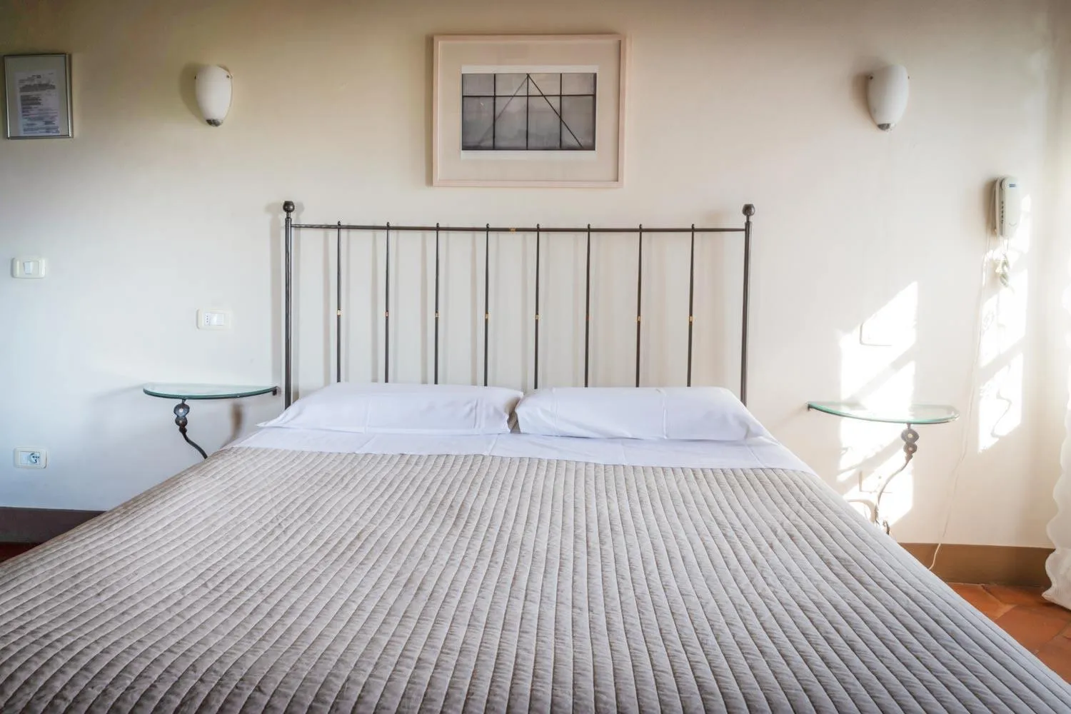 Bed in Albergo San Lorenzo