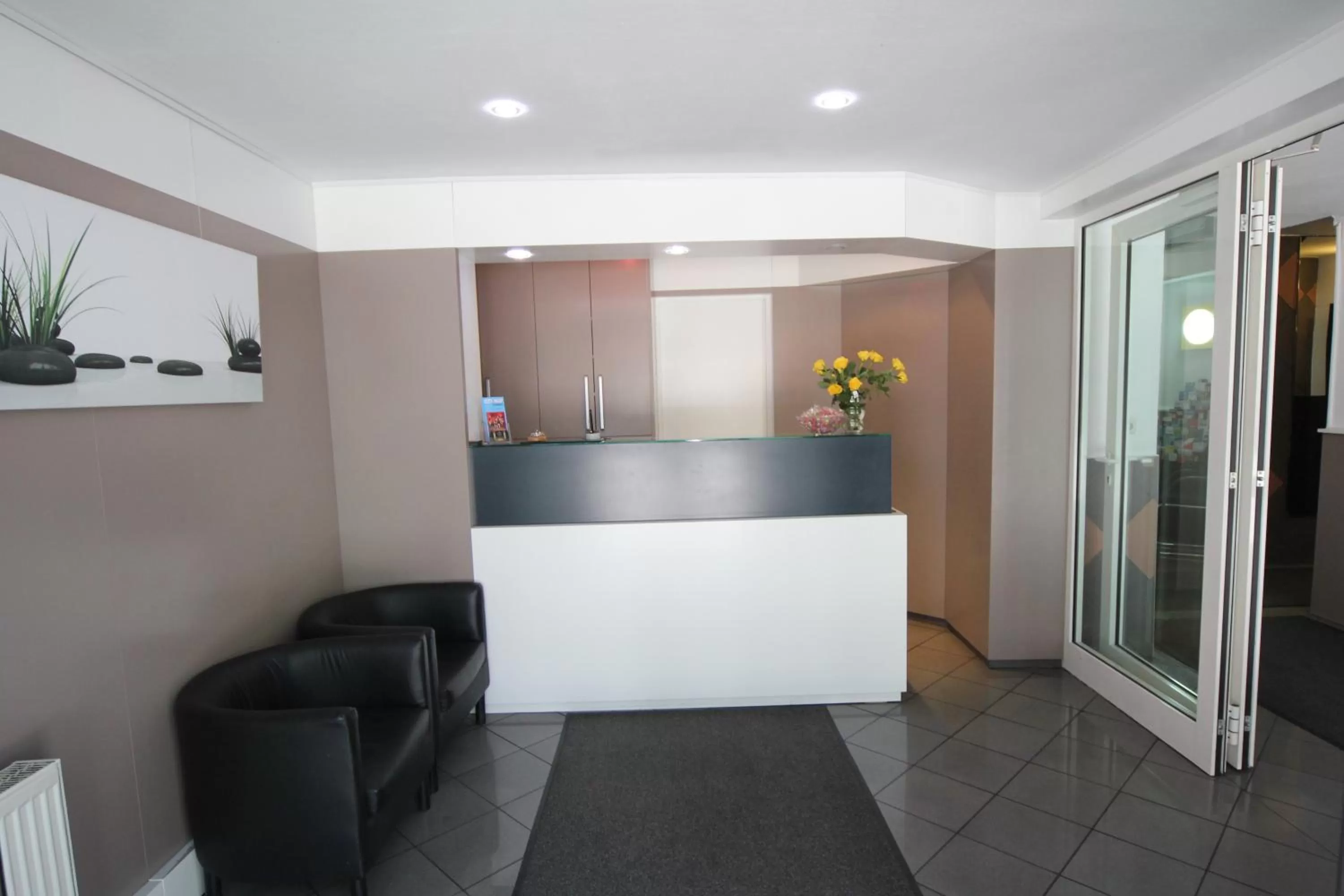 Lobby or reception in Carlton Hotel