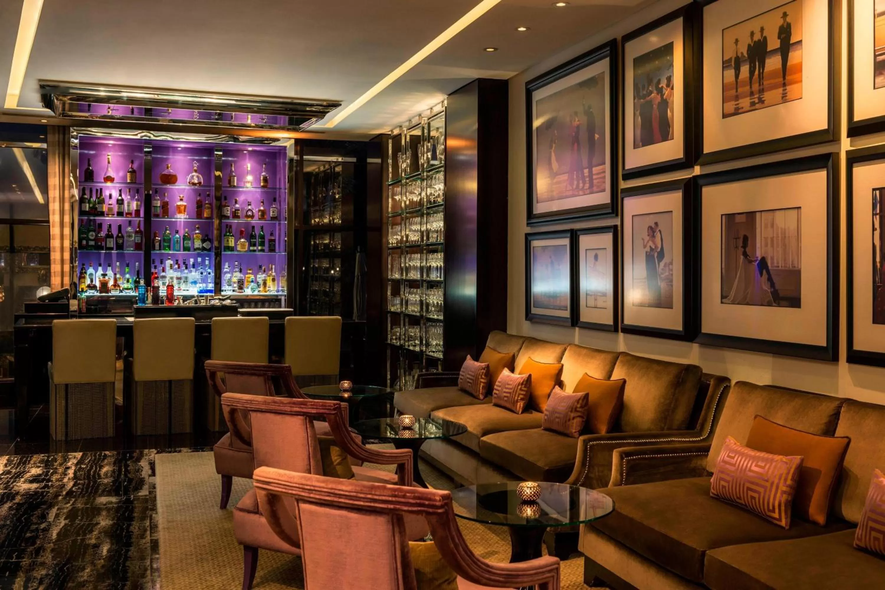 Lounge or bar in Le Royal Meridien Beach Resort & Spa Dubai