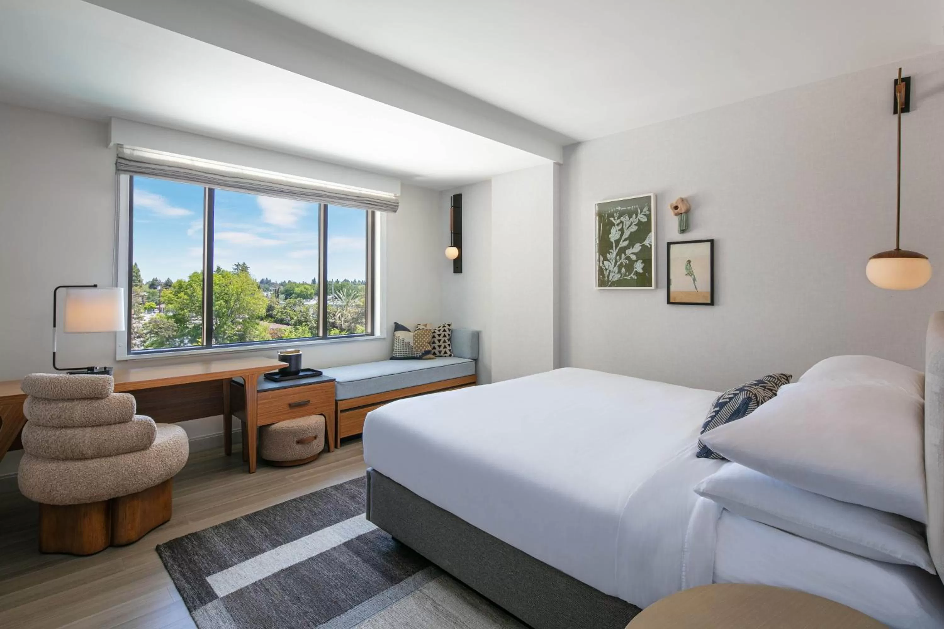 Photo of the whole room, Bed in Hotel Citrine, Palo Alto, a Tribute Portfolio Hotel