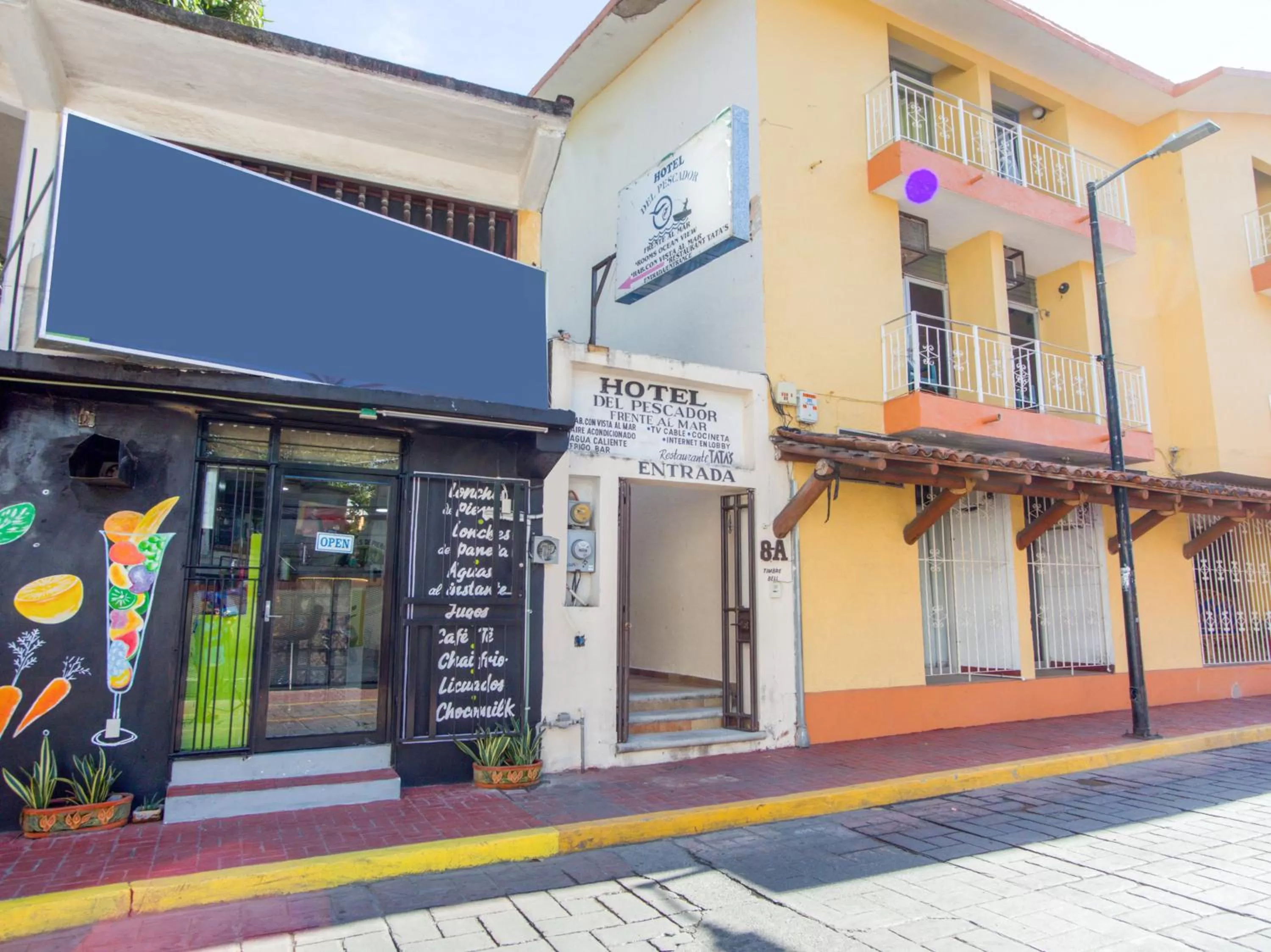 Facade/entrance in Hotel Del Pescador