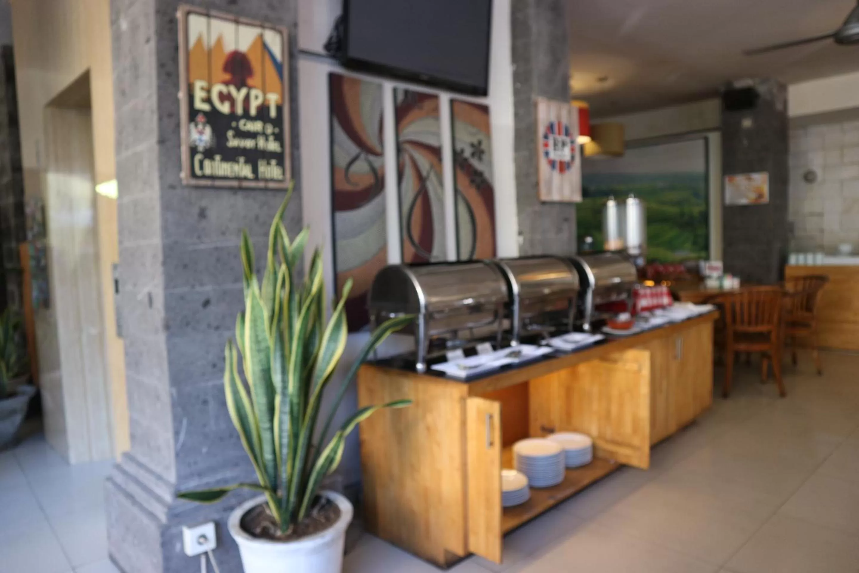 Buffet breakfast in Hotel Karthi Kuta