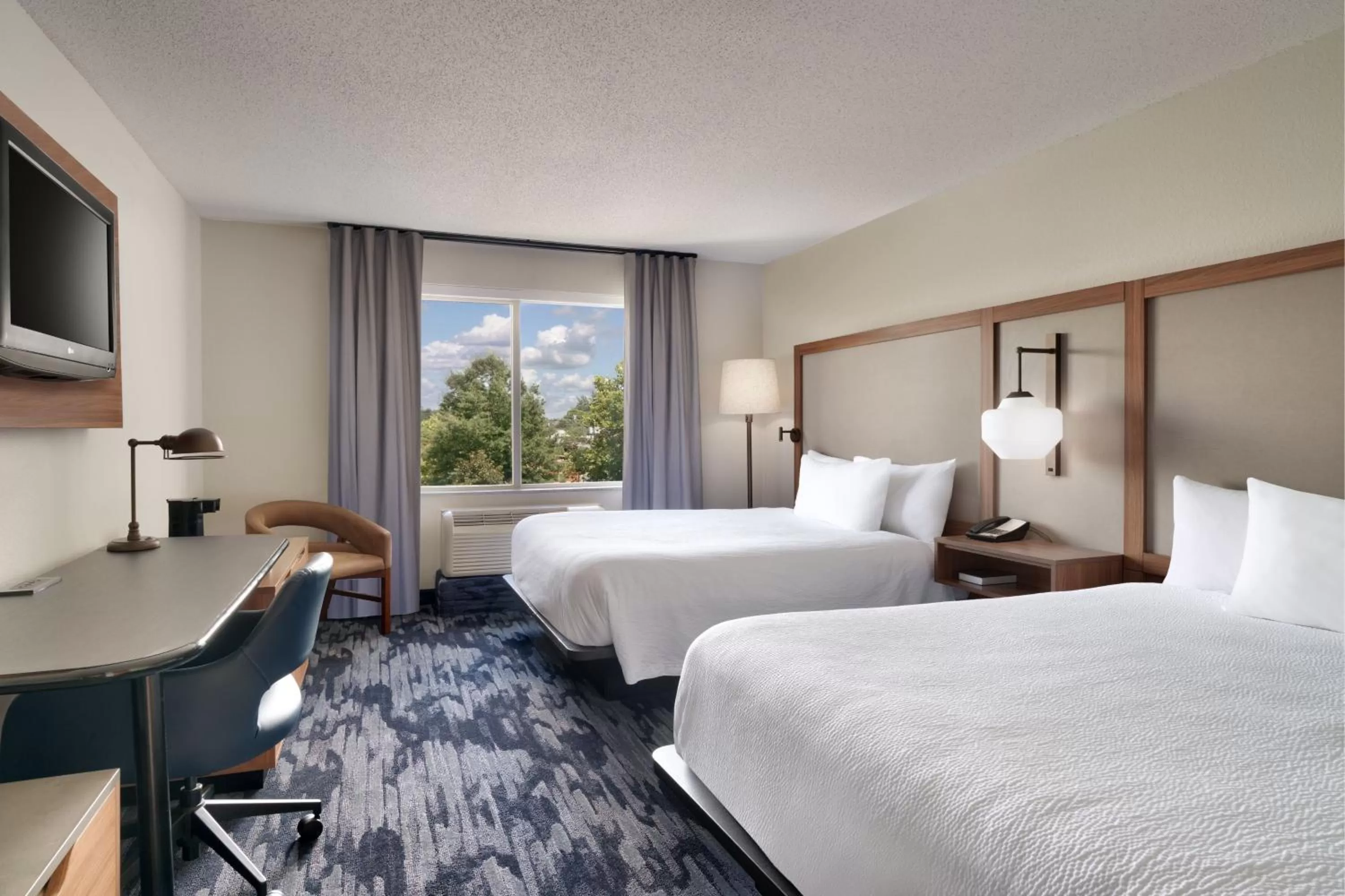 Bedroom, Bed in Fairfield Inn & Suites by Marriott Albany