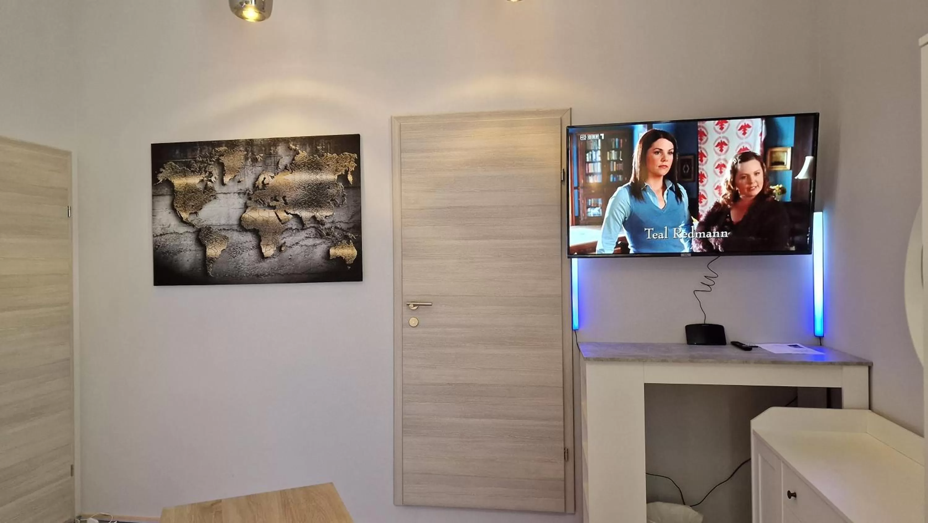 TV/Entertainment Center in Palais Elegance Wien