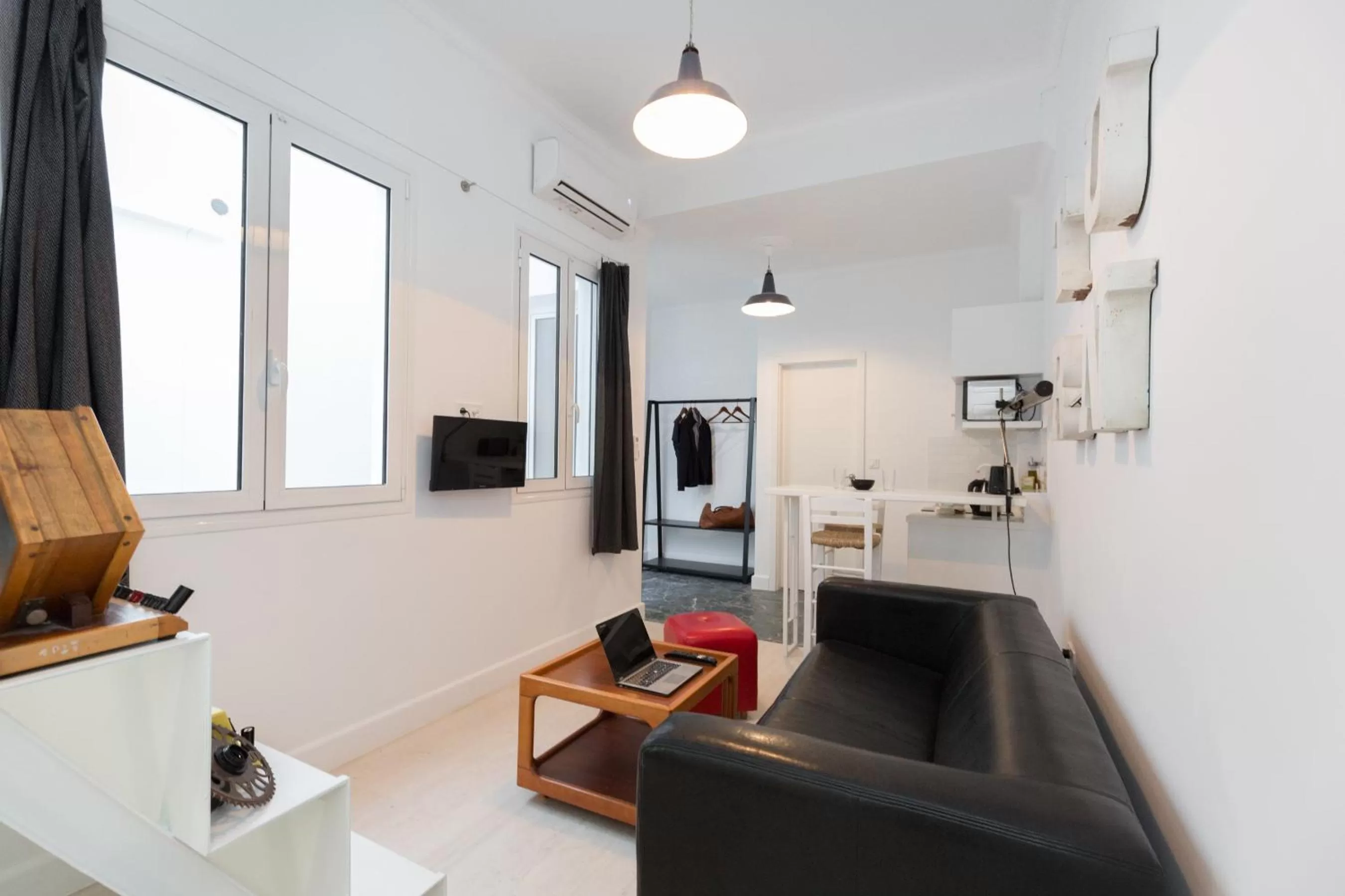 Troon of Athens Apartments