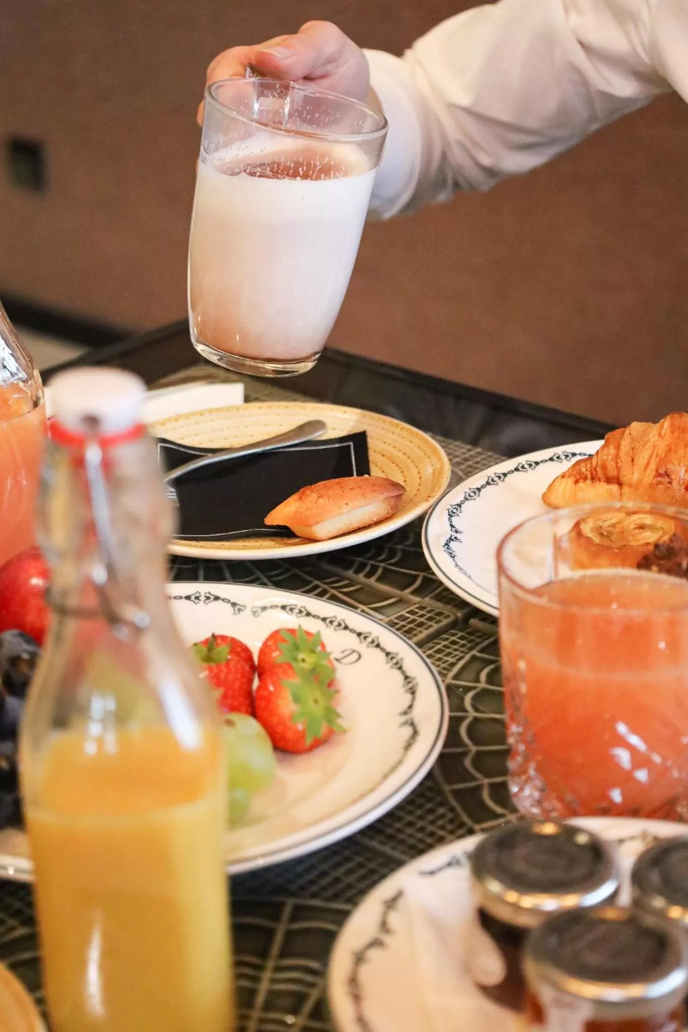 Breakfast in Best Western Plus Hotel de Dieppe 1880