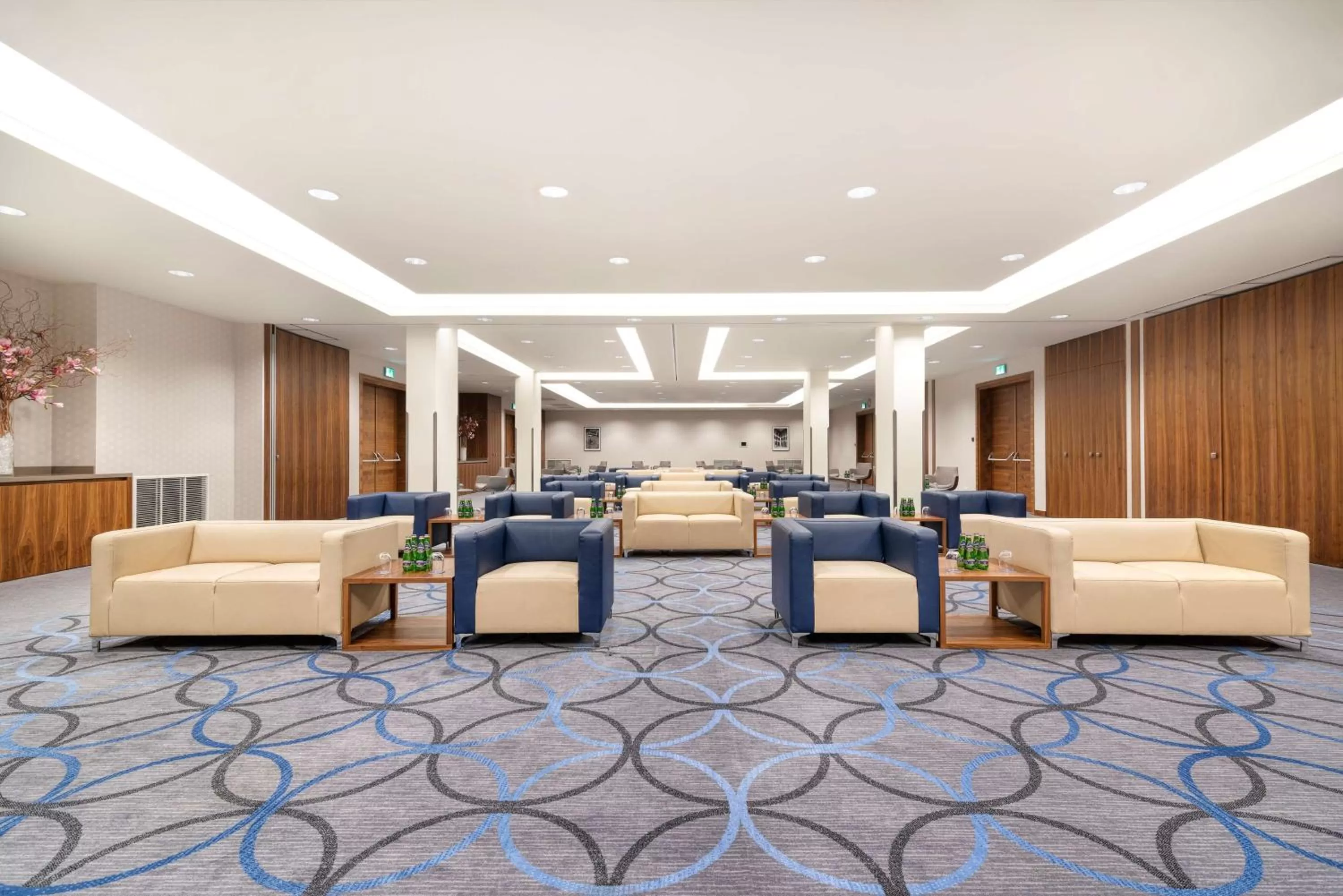 Meeting/conference room in DoubleTree by Hilton Krakow Hotel & Convention Center