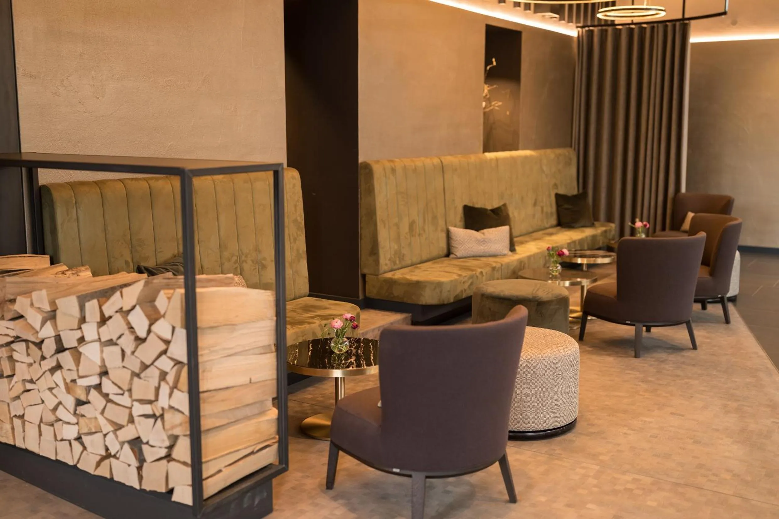 Seating area in Parkhotel Schmid