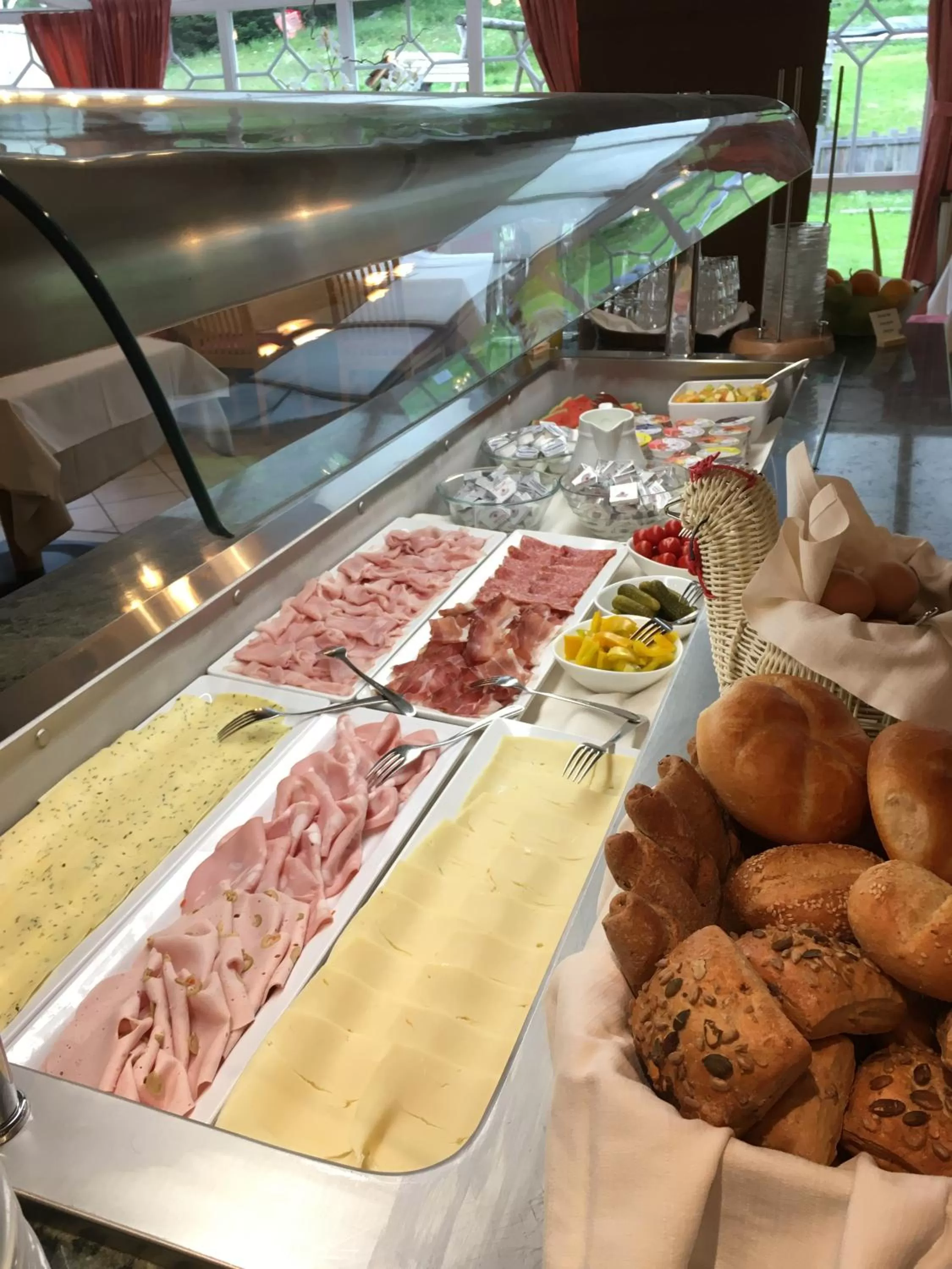 Buffet breakfast in Hotel Bergkristall