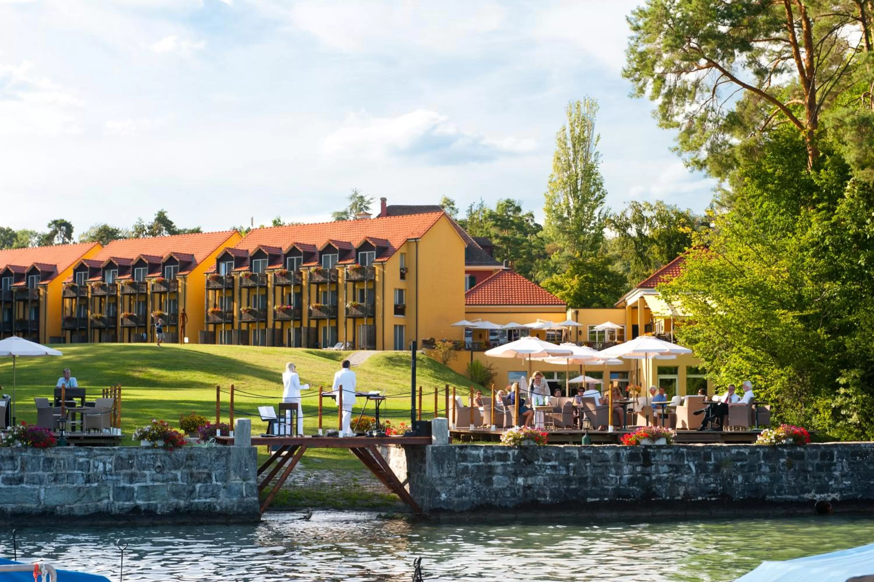 Garden in Hotel La Barcarolle