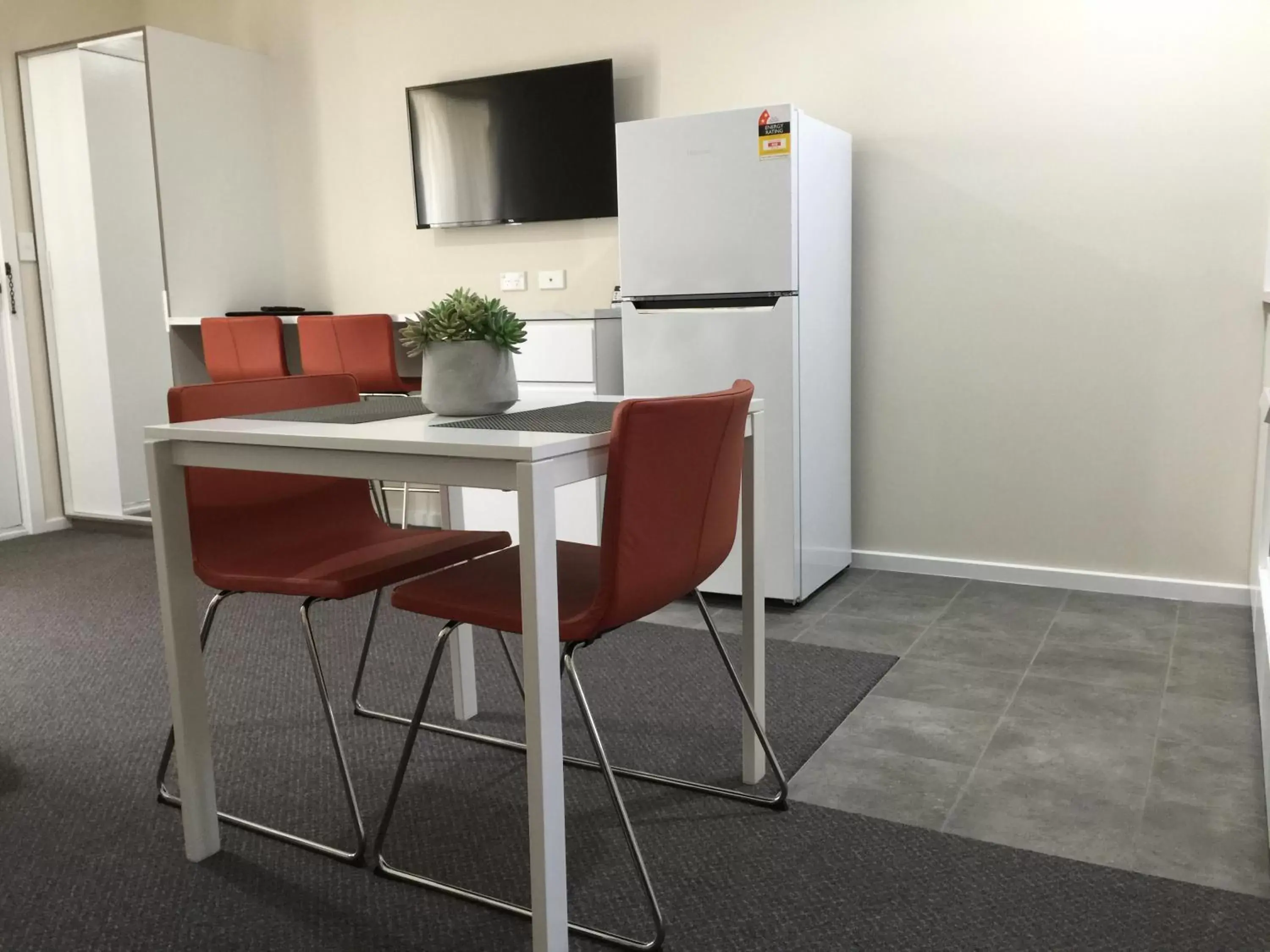 Deluxe Studio in Bega Village Motor Inn Deluxe Studio in Bega Village Motor Inn