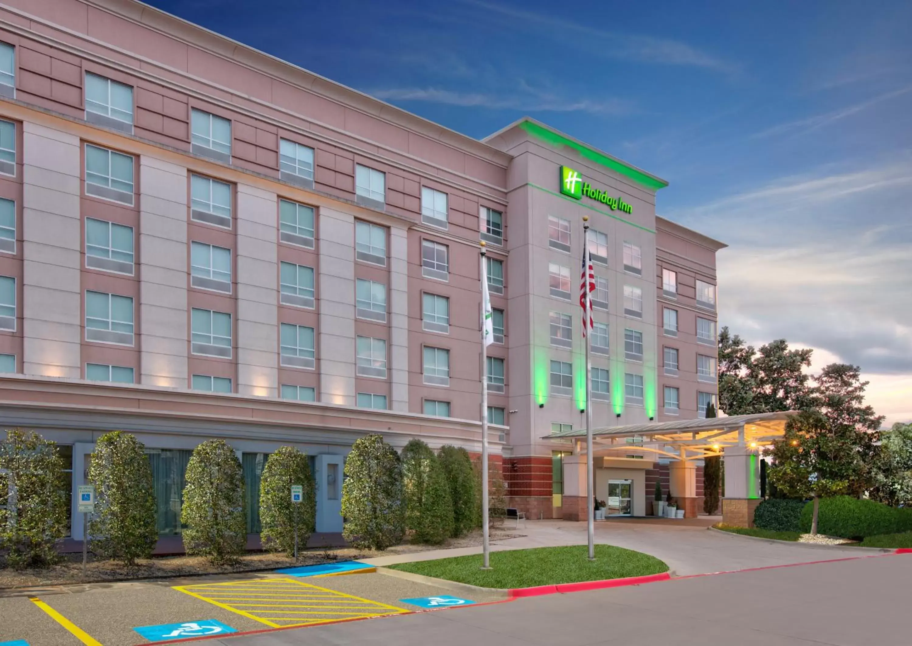 Holiday Inn Dallas - Fort Worth Airport South by IHG Holiday Inn Dallas - Fort Worth Airport South by IHG