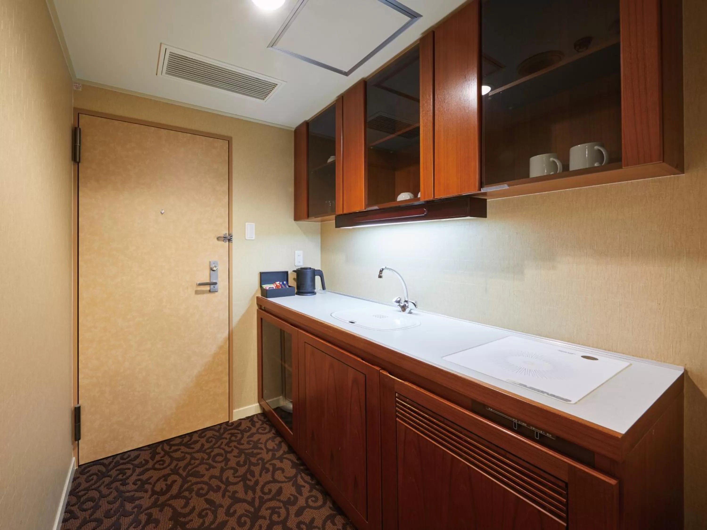 kitchen in Hotel Agora Osaka Moriguchi