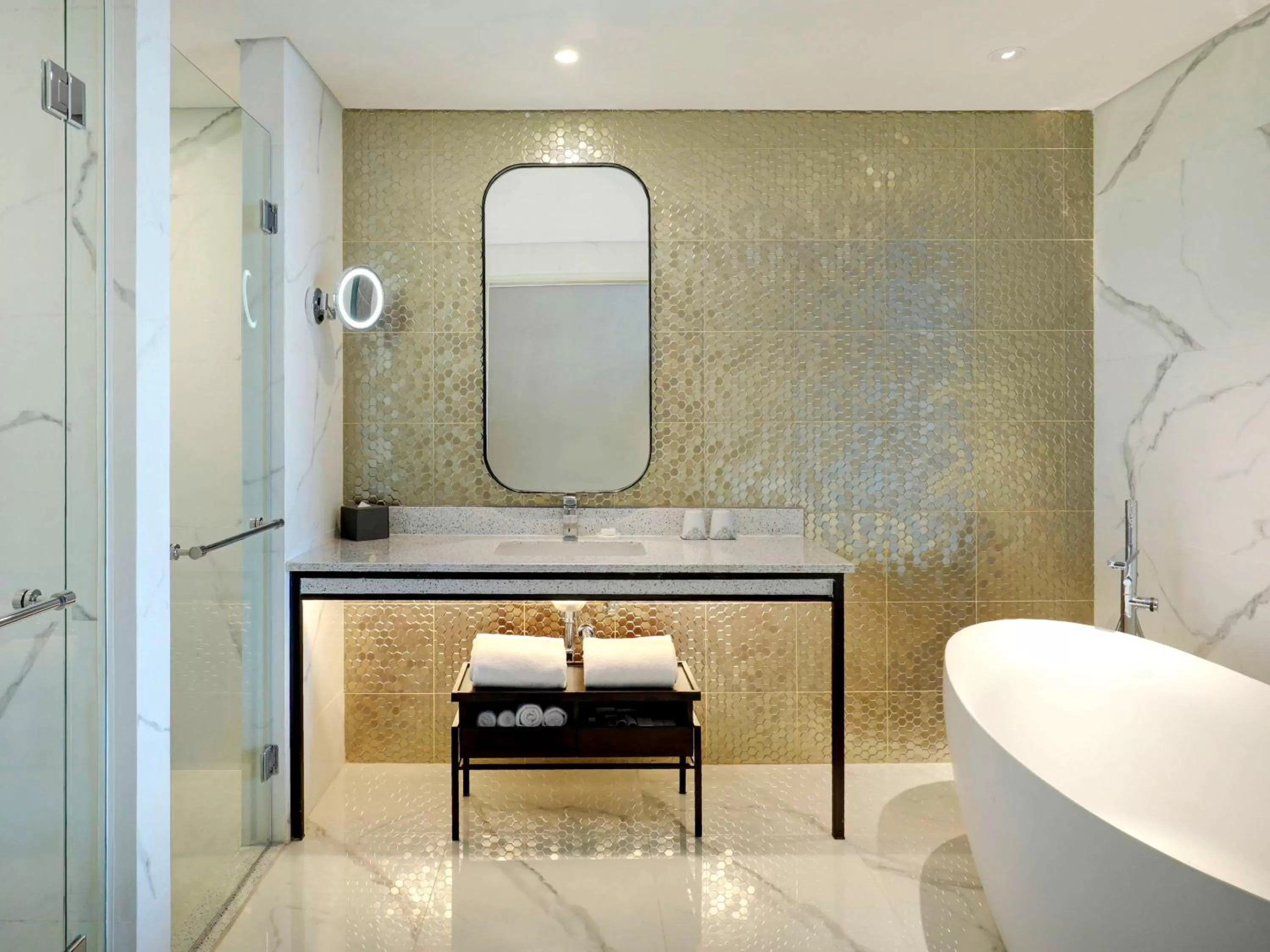 Deluxe King Suite in Movenpick Surabaya City