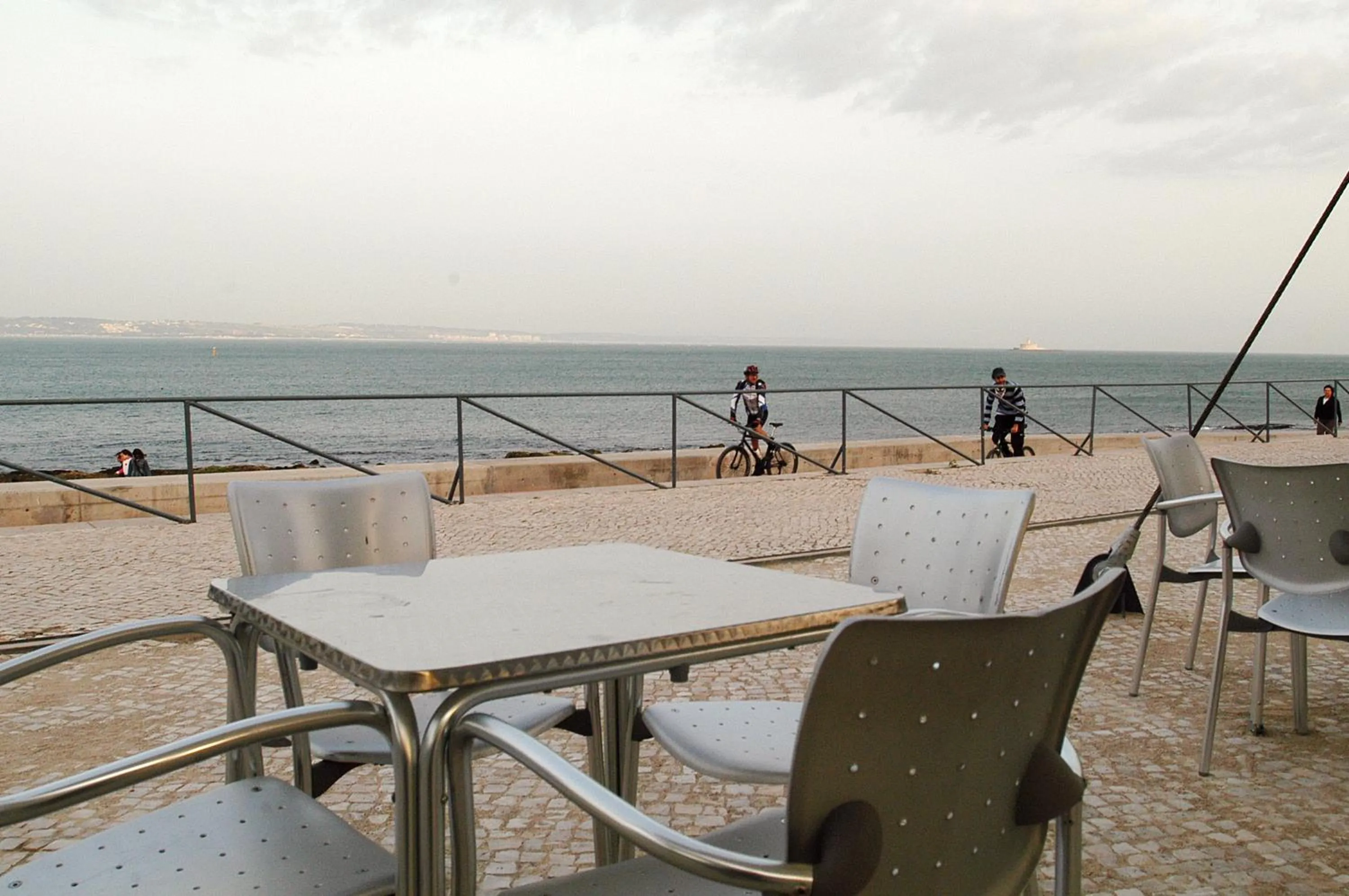 Restaurant/places to eat in INATEL Oeiras