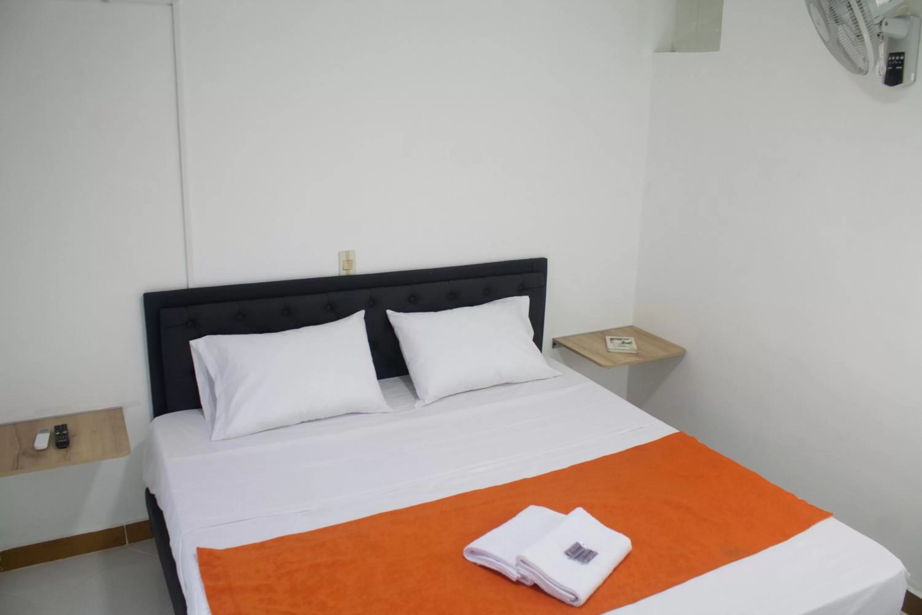 Bed in Hotel Picasso 70