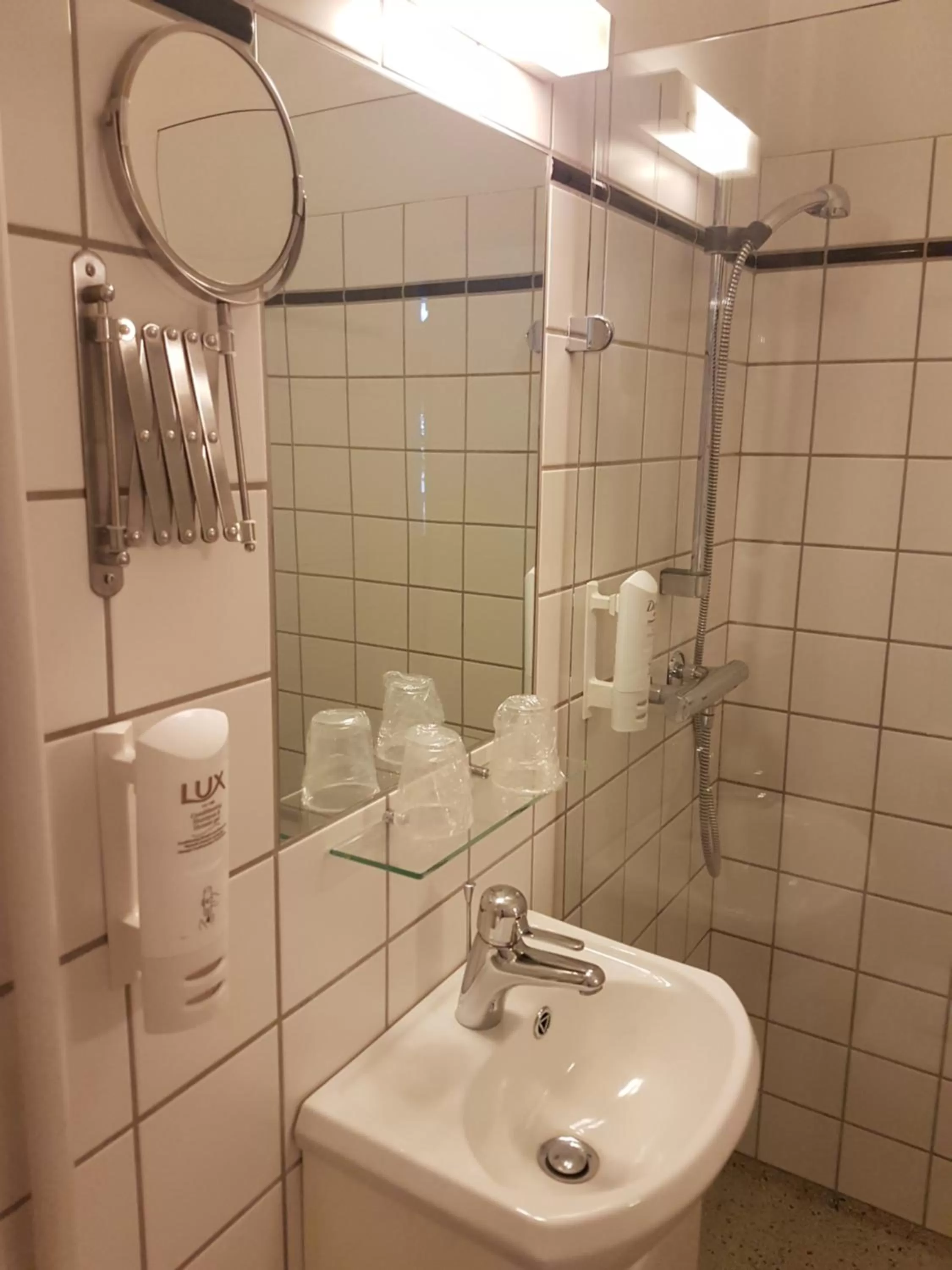 Bathroom in Hotel Strandparken