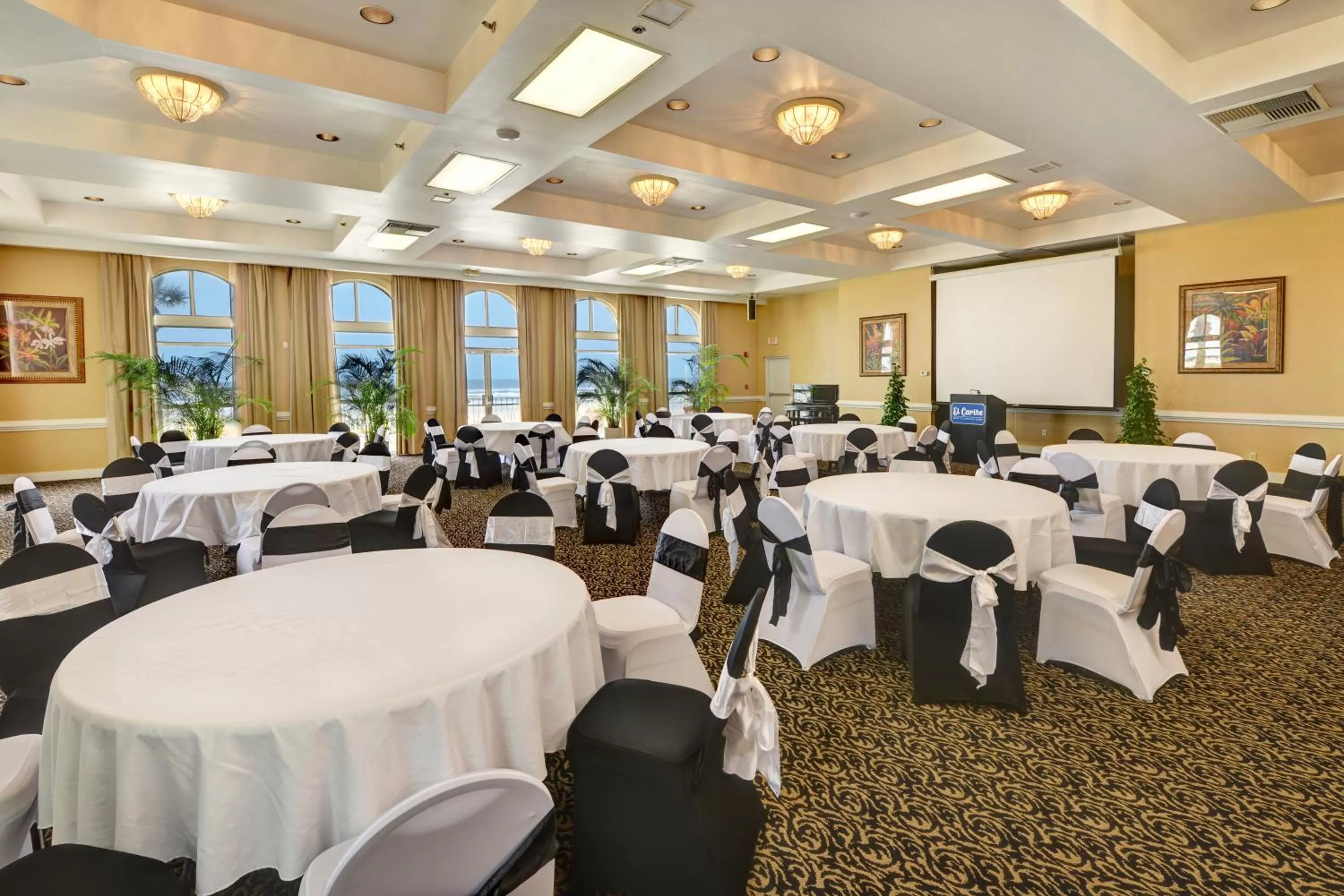Balcony/Terrace in El Caribe Resort and Conference Center