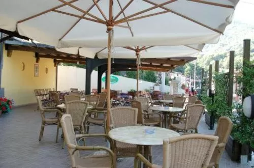 Patio in Albergo Miramonti